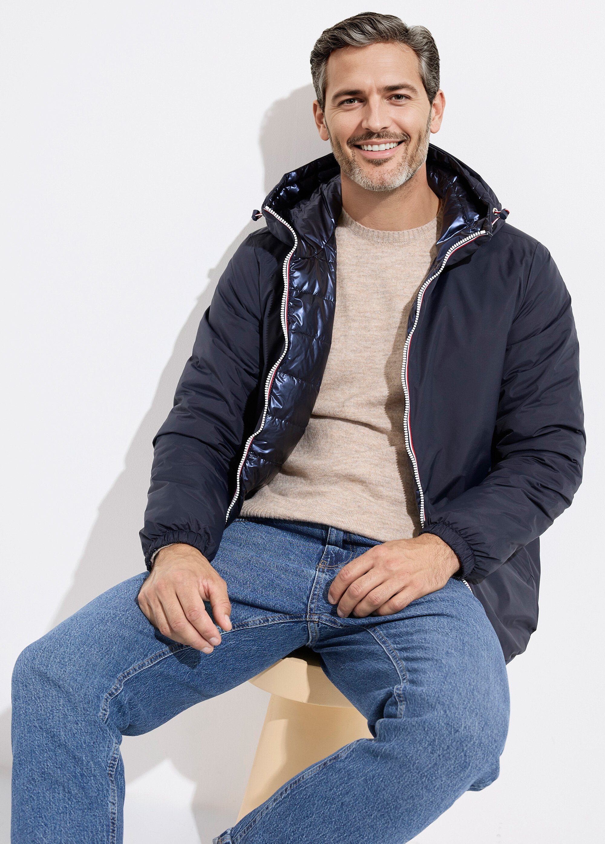 Doudoune courte réversible à capuche