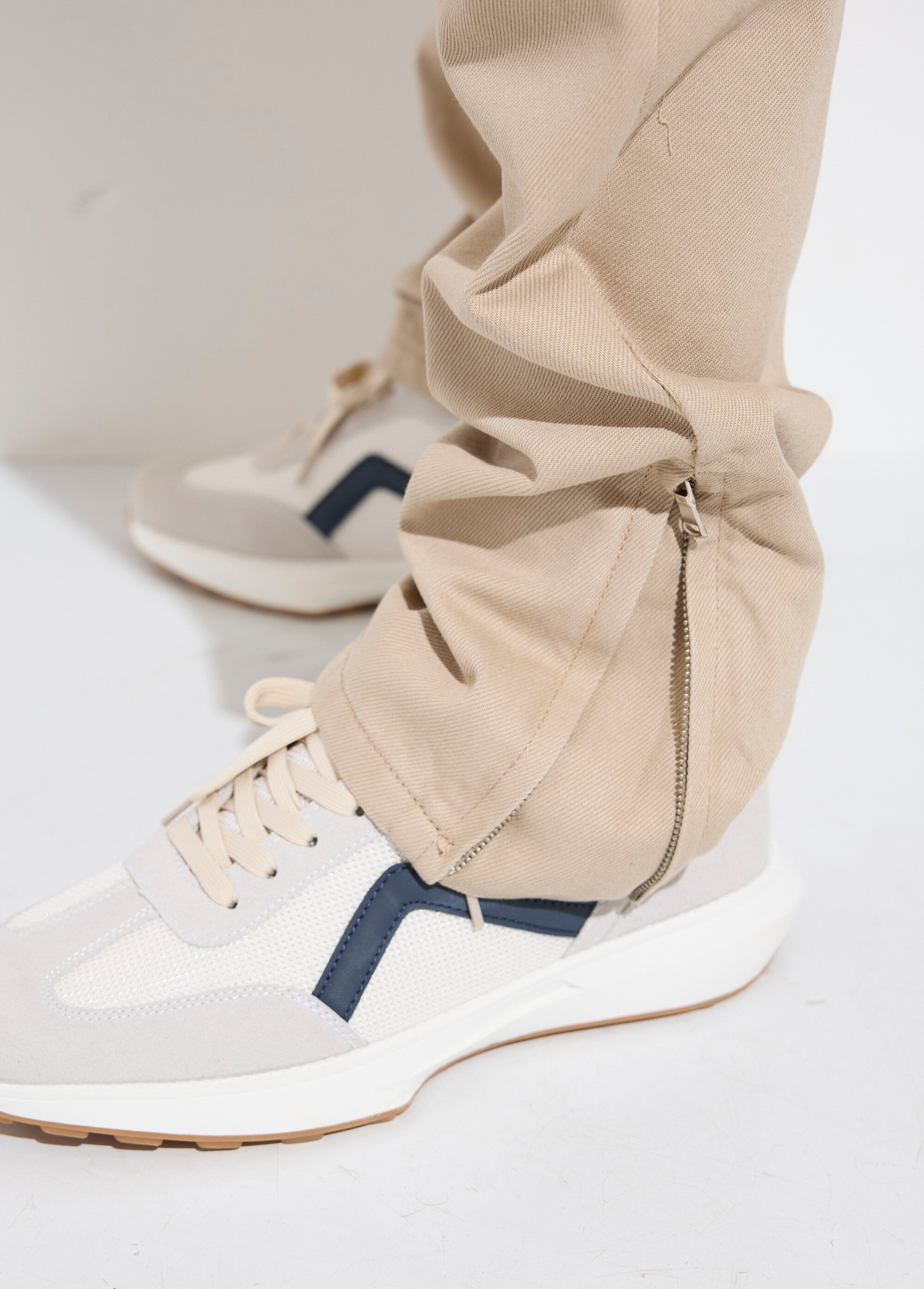 Jean cargo bas zippé, taille élastiquée Homme Beige IKAPANT546-2018 DE1