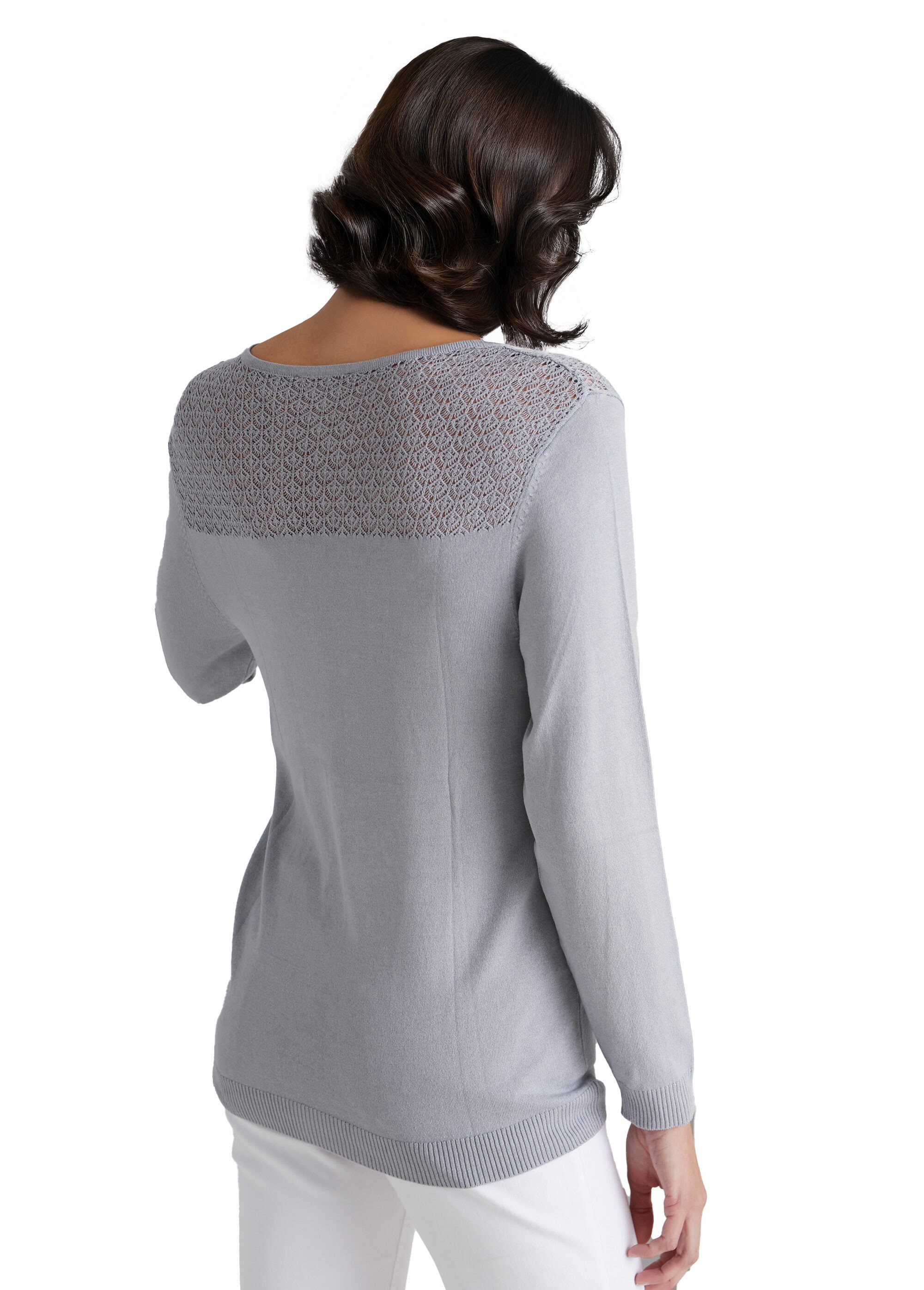 Pull col rond empiècements ajourés