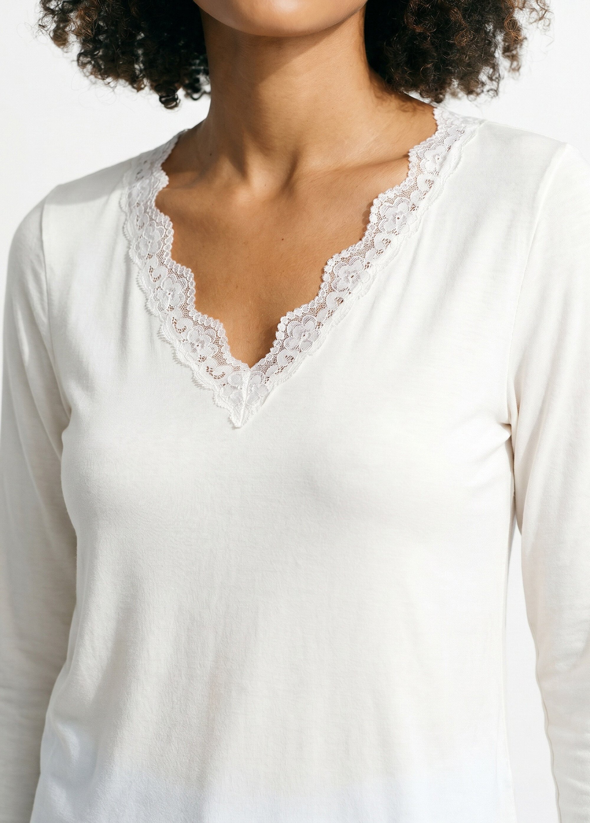 T-shirt court dentelle col V manches longues Femme Beige CAPELINE DE1