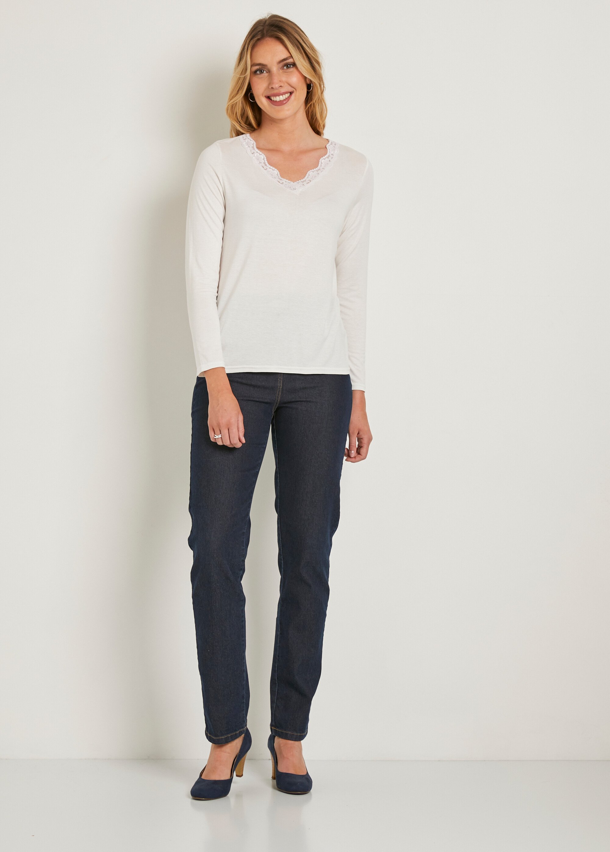 Haut T-shirt Noir Et Beige à Motifs Ronds Dentelle - Marque 'Un Jour Ailleurs' - Taille 3 - Occasion Très Bon état
