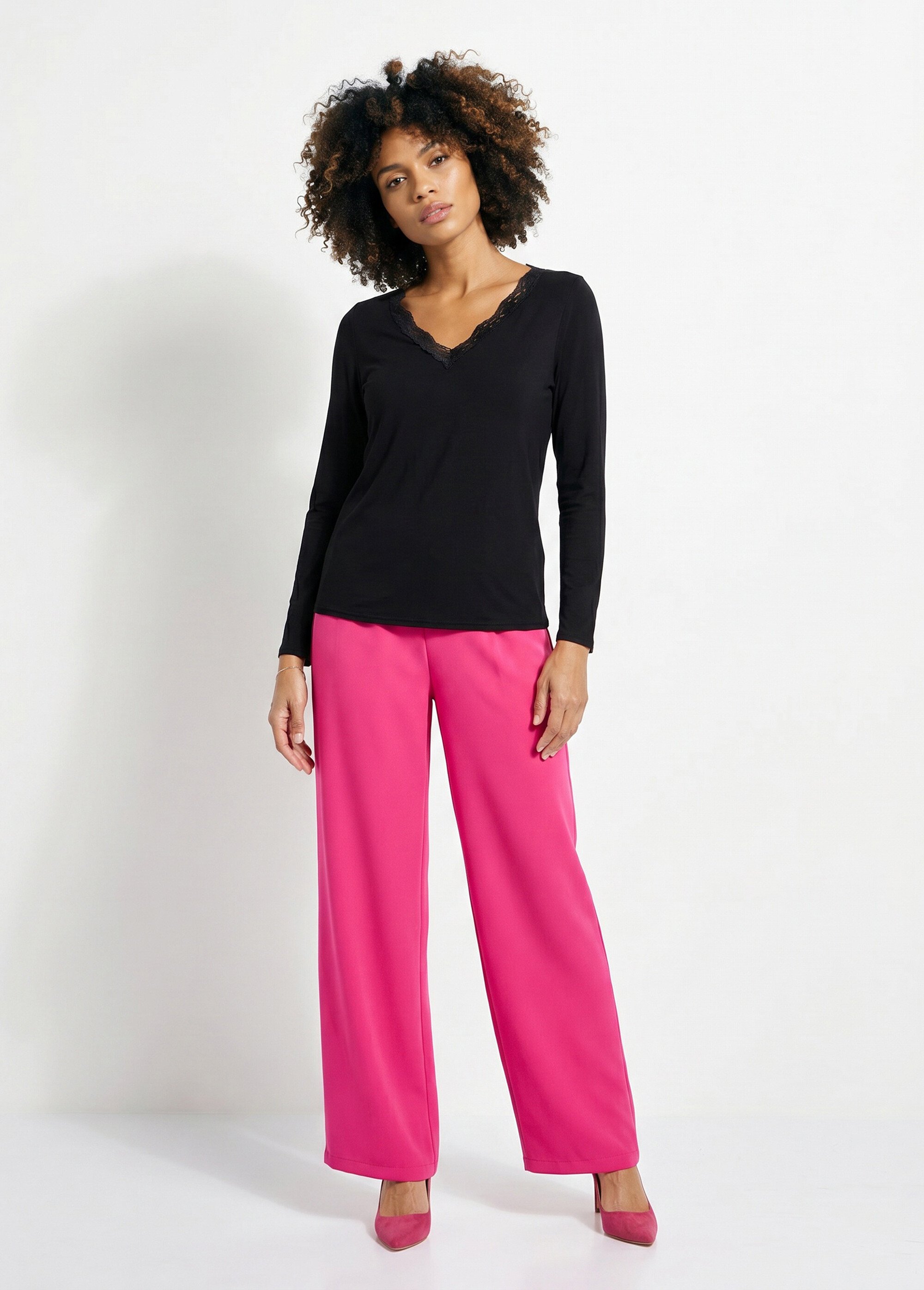 T-shirt court dentelle col V manches longues Femme Noir CAPELINE SI1