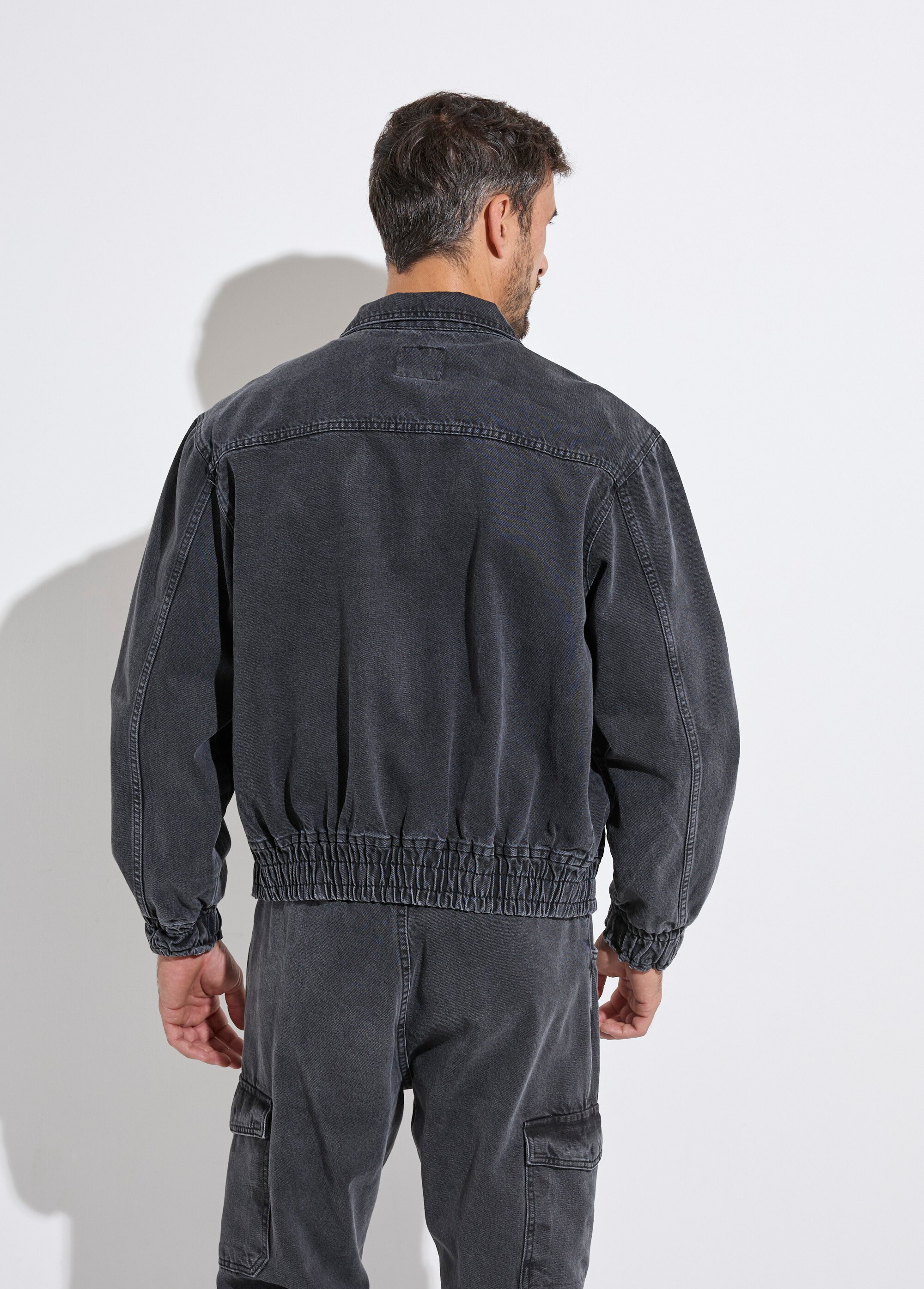 Veste en jean zippée détails élastiqués Homme Noir IKAVEST546-2018 DO1
