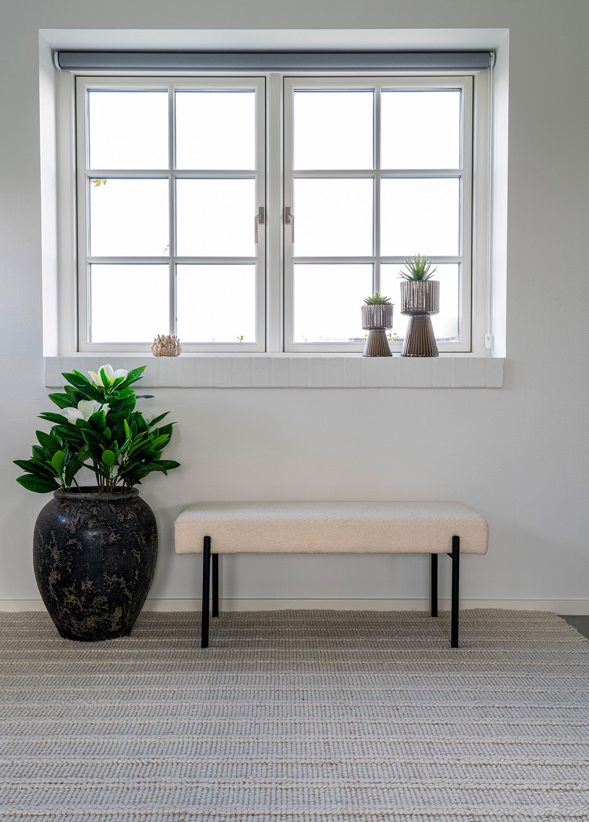 Banc en bouclette avec pieds métal BLANC HN-1401302 SI1