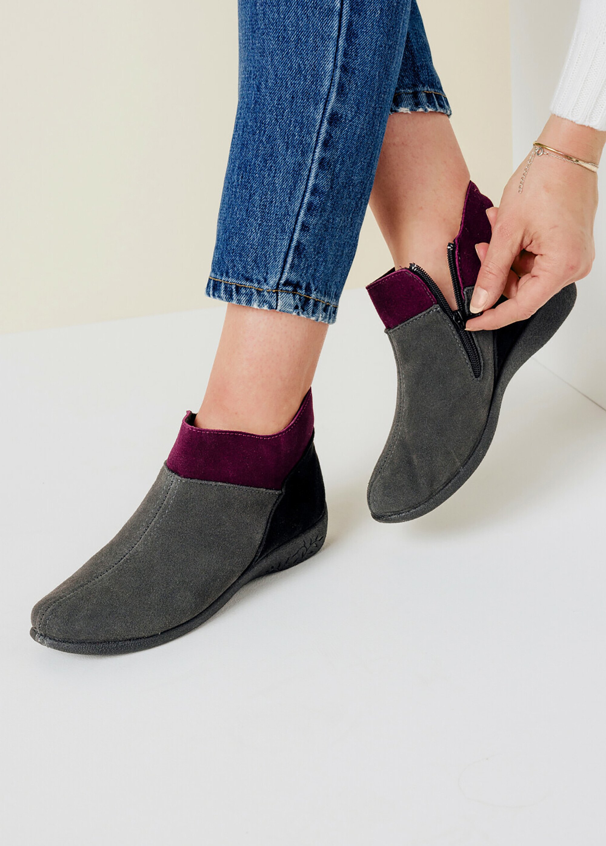 Boots zippées largeur confort cuir velours Femme Gris ORCHY SF1