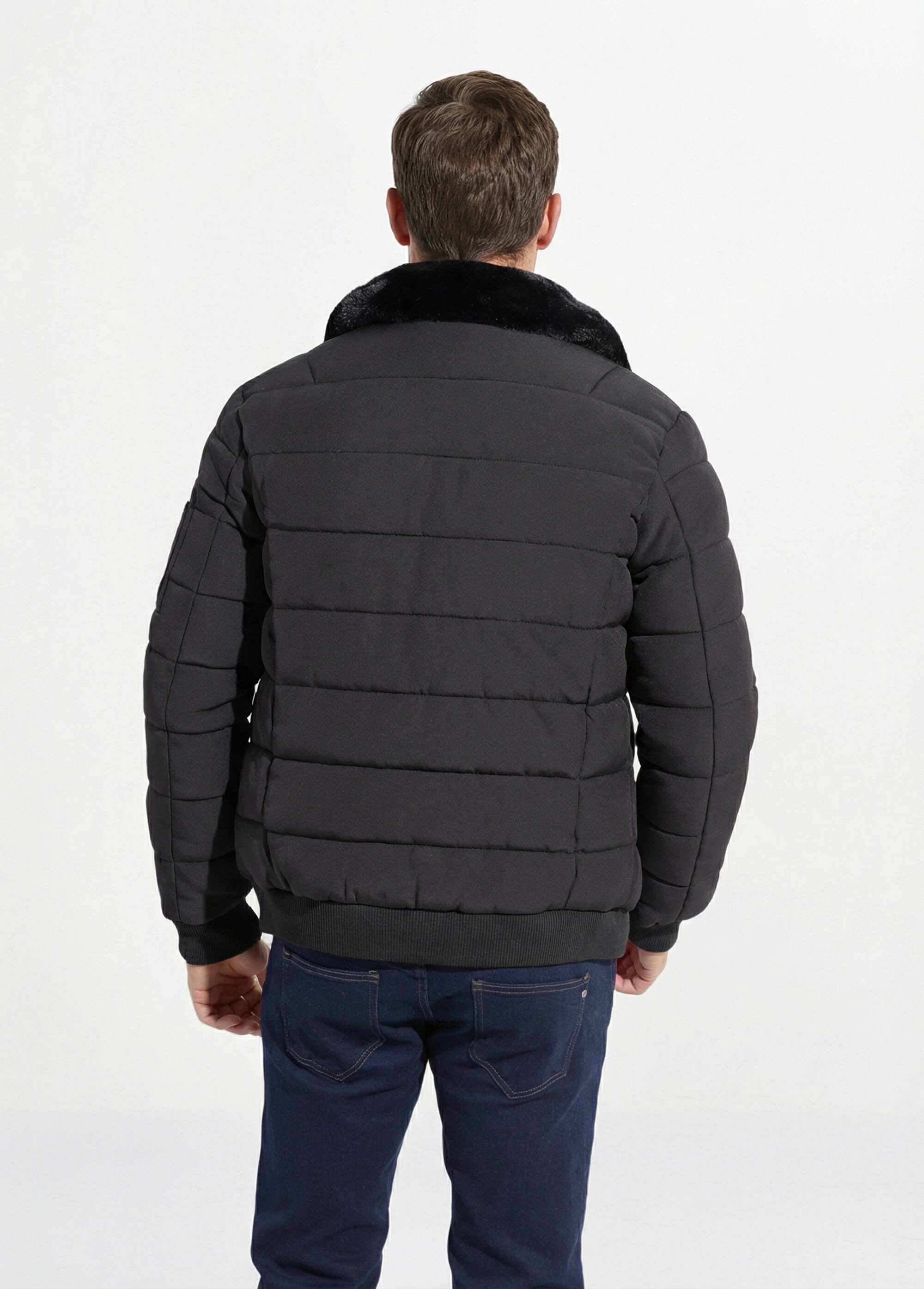 Doudoune col fourrure, détails métal Homme Noir KYM271 DO1