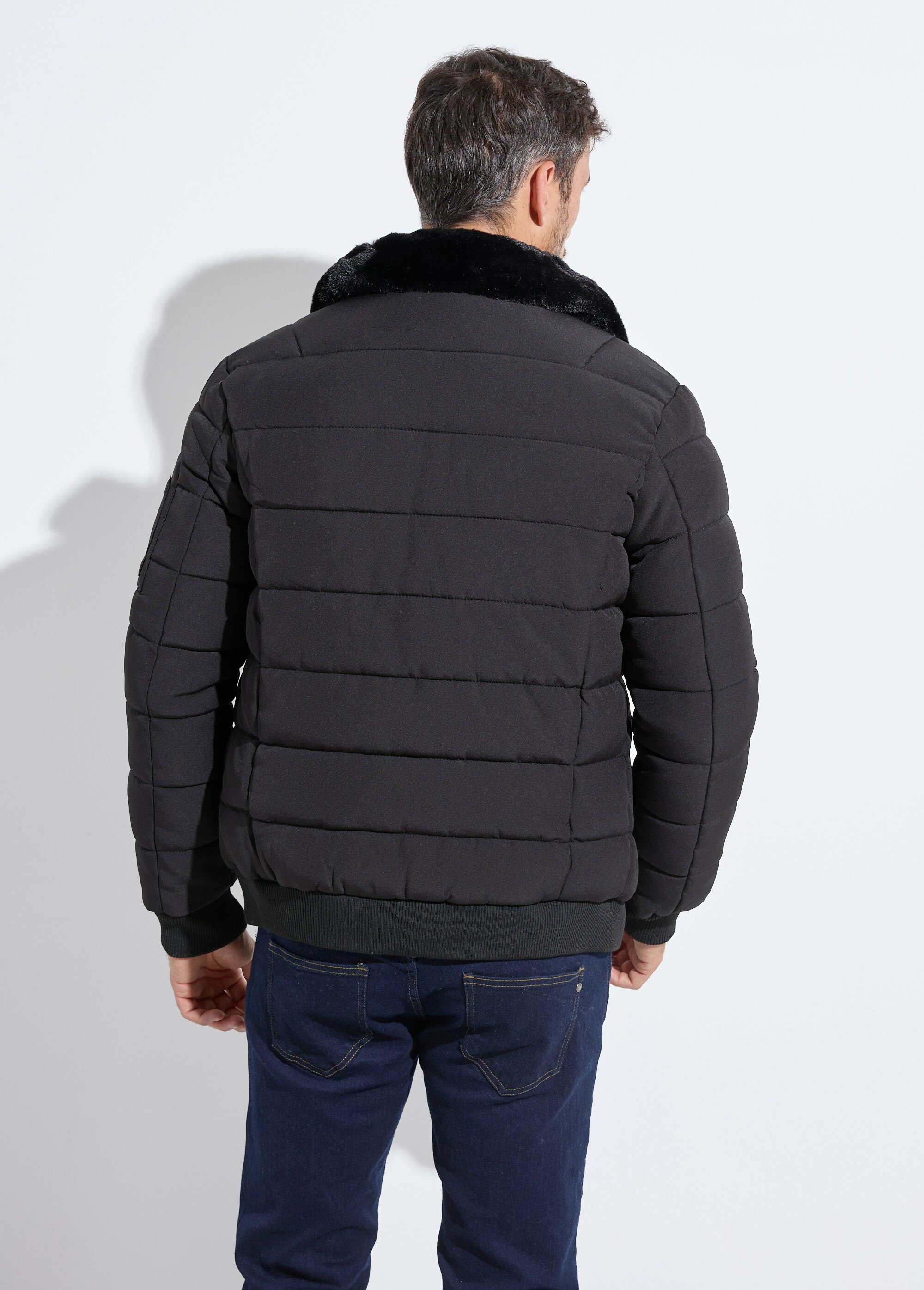 Doudoune col fourrure, détails métal Homme Noir KYM271 DO1