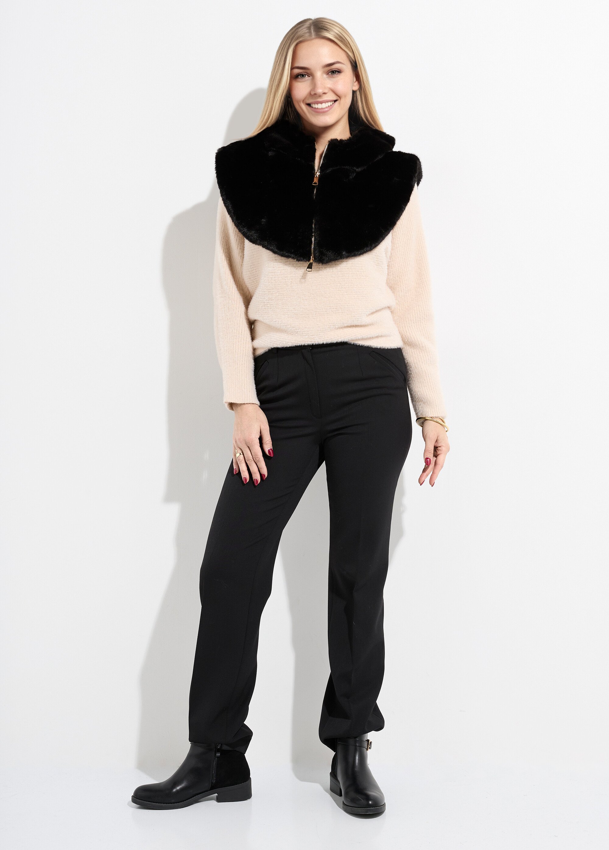 Plastron zippé fausse fourrure à capuche Femme Noir TOPCP2519 SF1