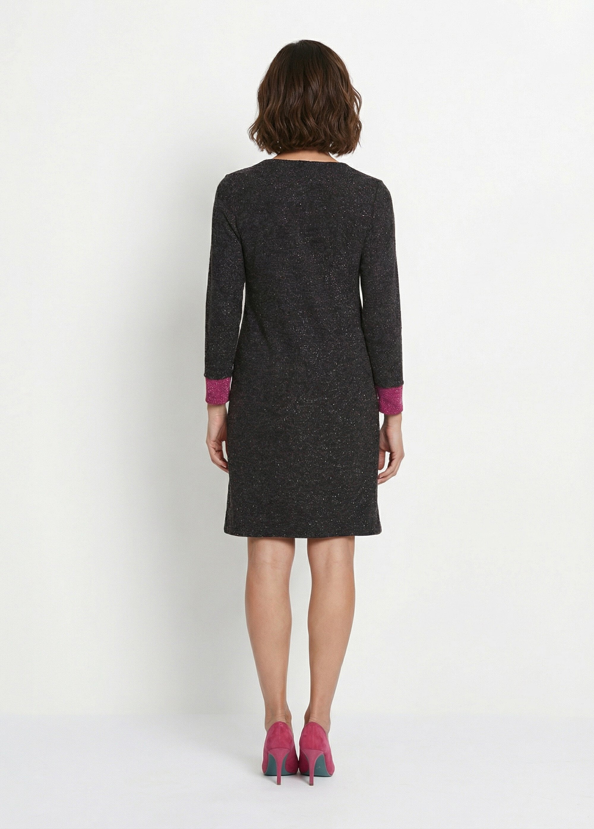Robe courte droite maille chaude col rond