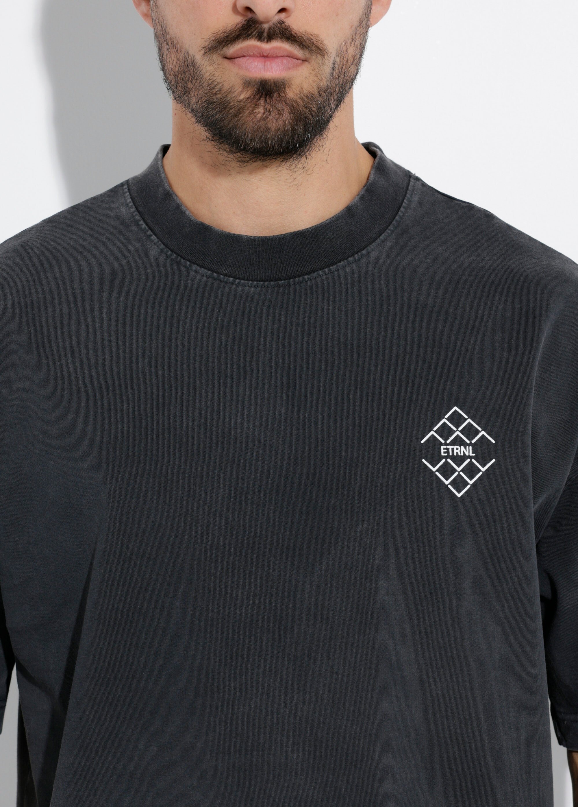 T-shirt inscriptions devant et dos