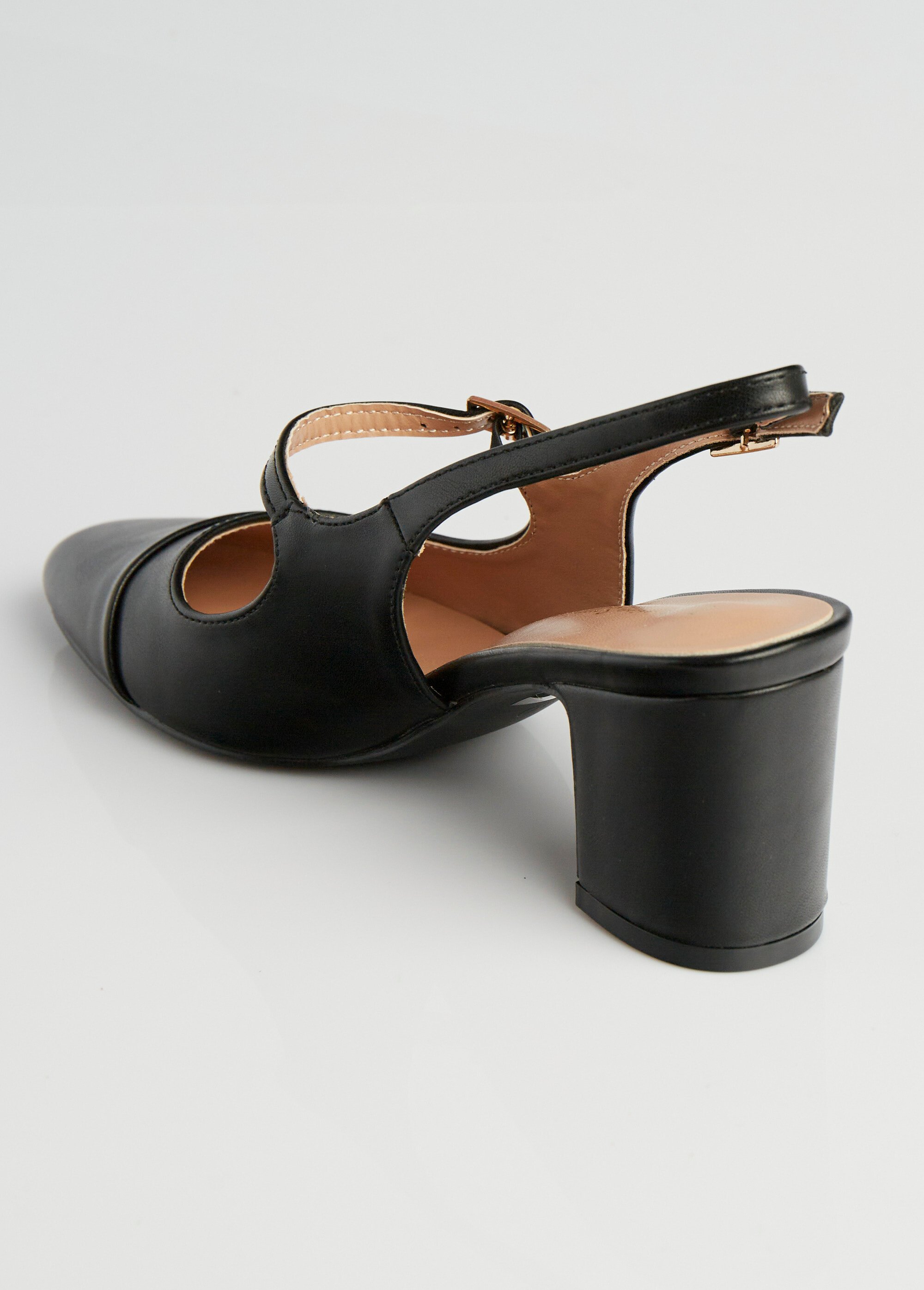Escarpins style babies, bout rapporté