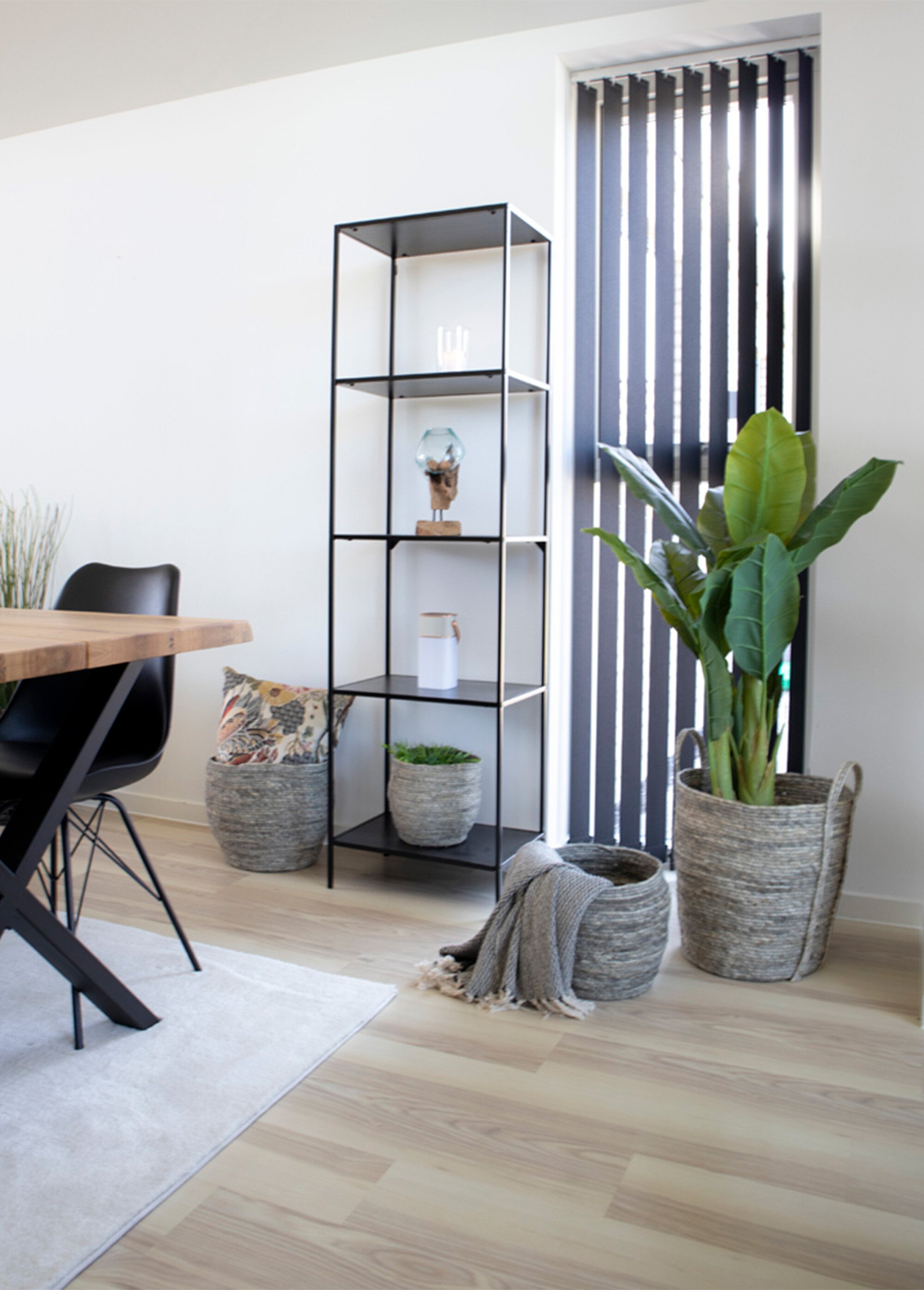 Etagère 5 niveaux en métal foncé NOIR HN-3001070 SI2