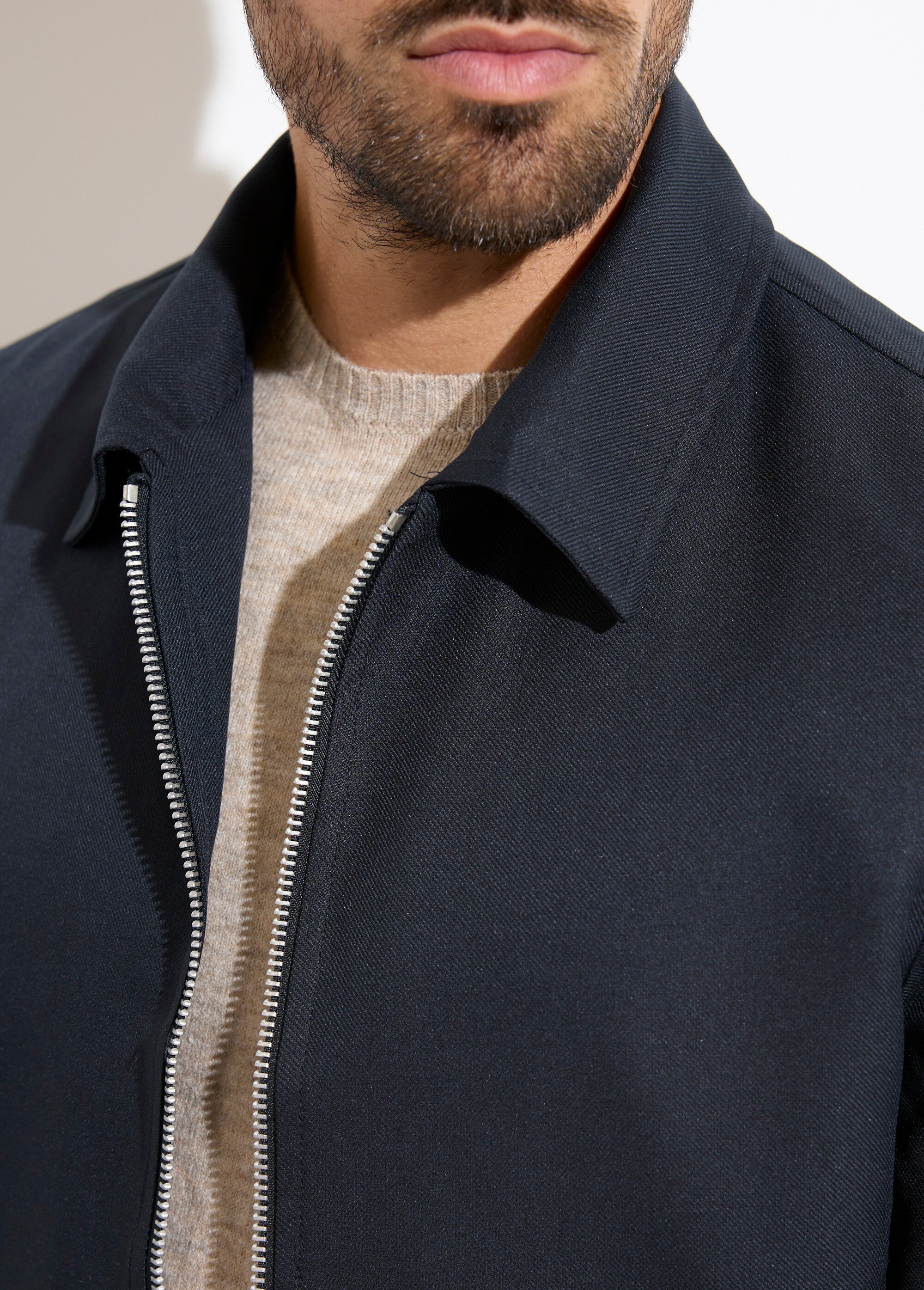 Veste zippée légère casual chic