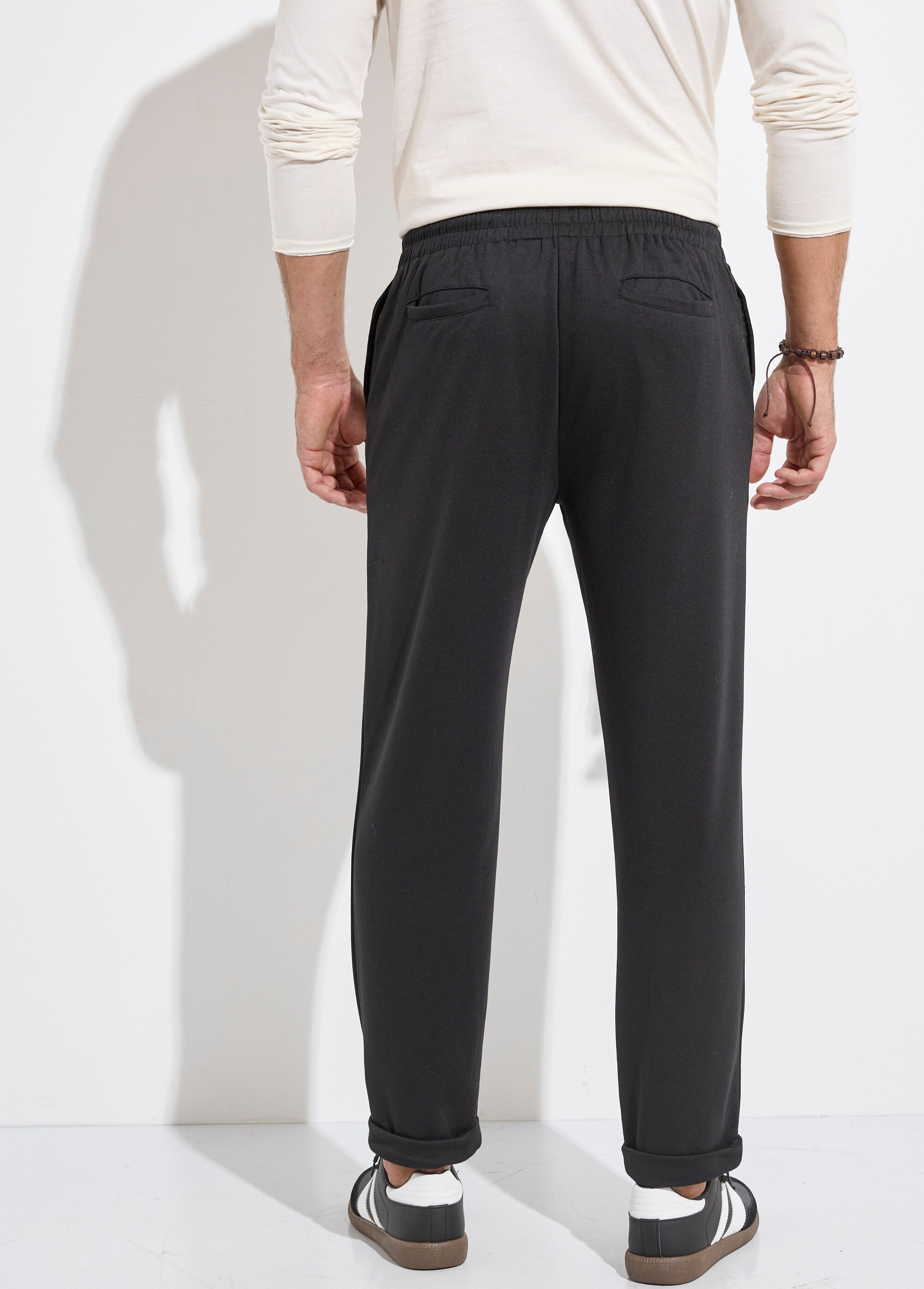 Pantalon coupe ajustée bas à revers Homme Noir FRIBM24I19-1 DO1
