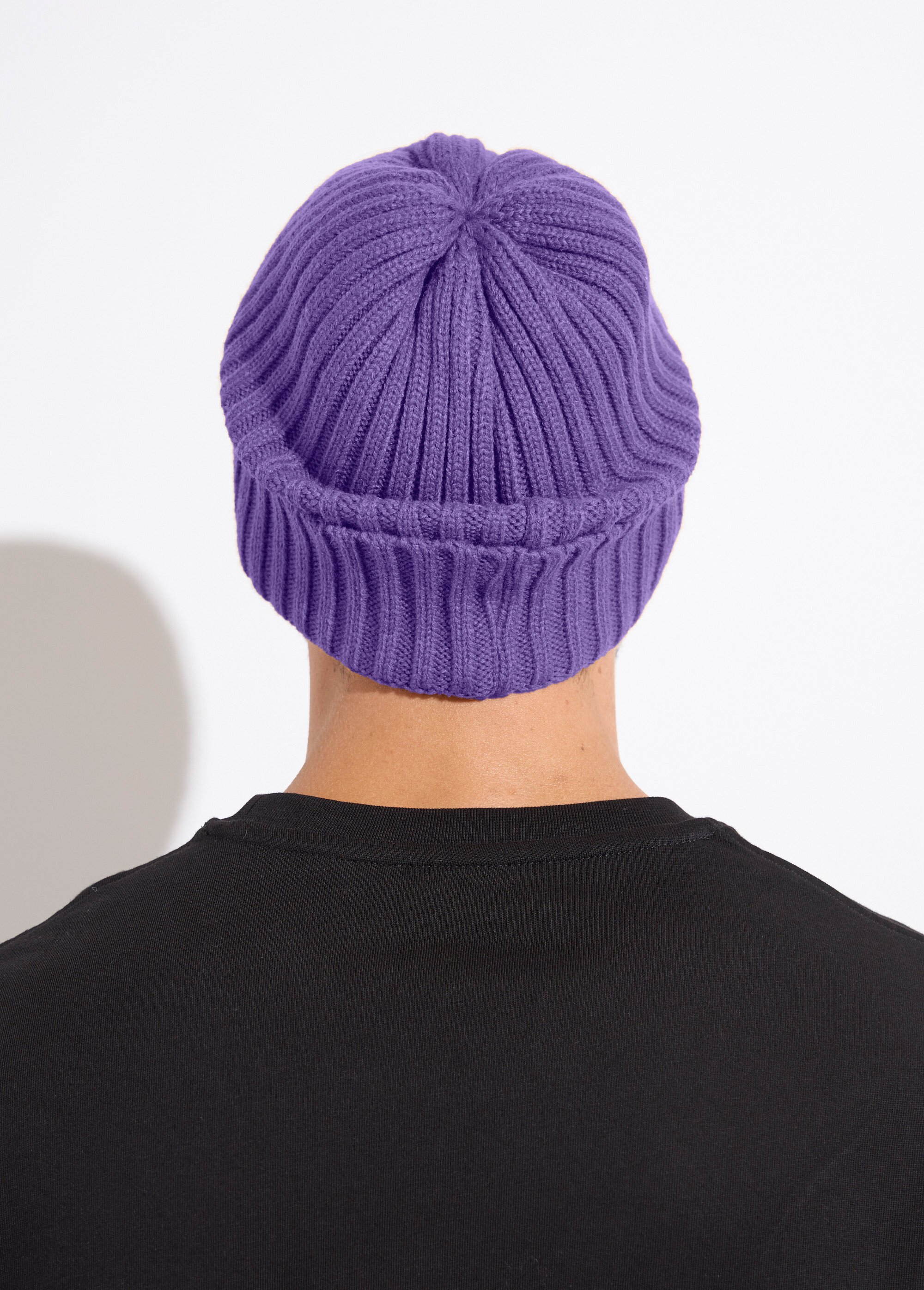 Bonnet en maille cotelée à revers Homme Violet MENAKC01 DO1