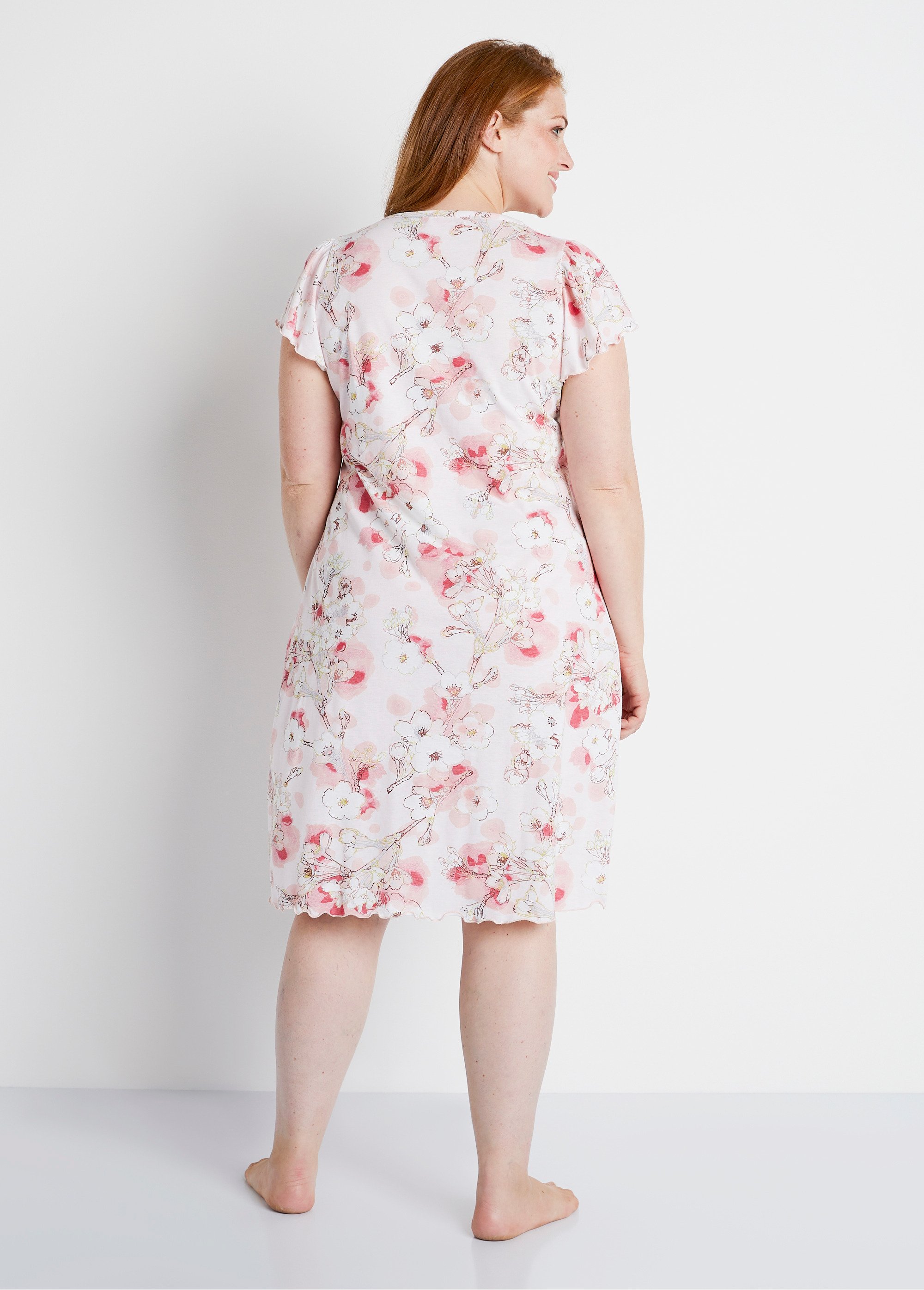 Chemise de nuit mi-longue manches courtes