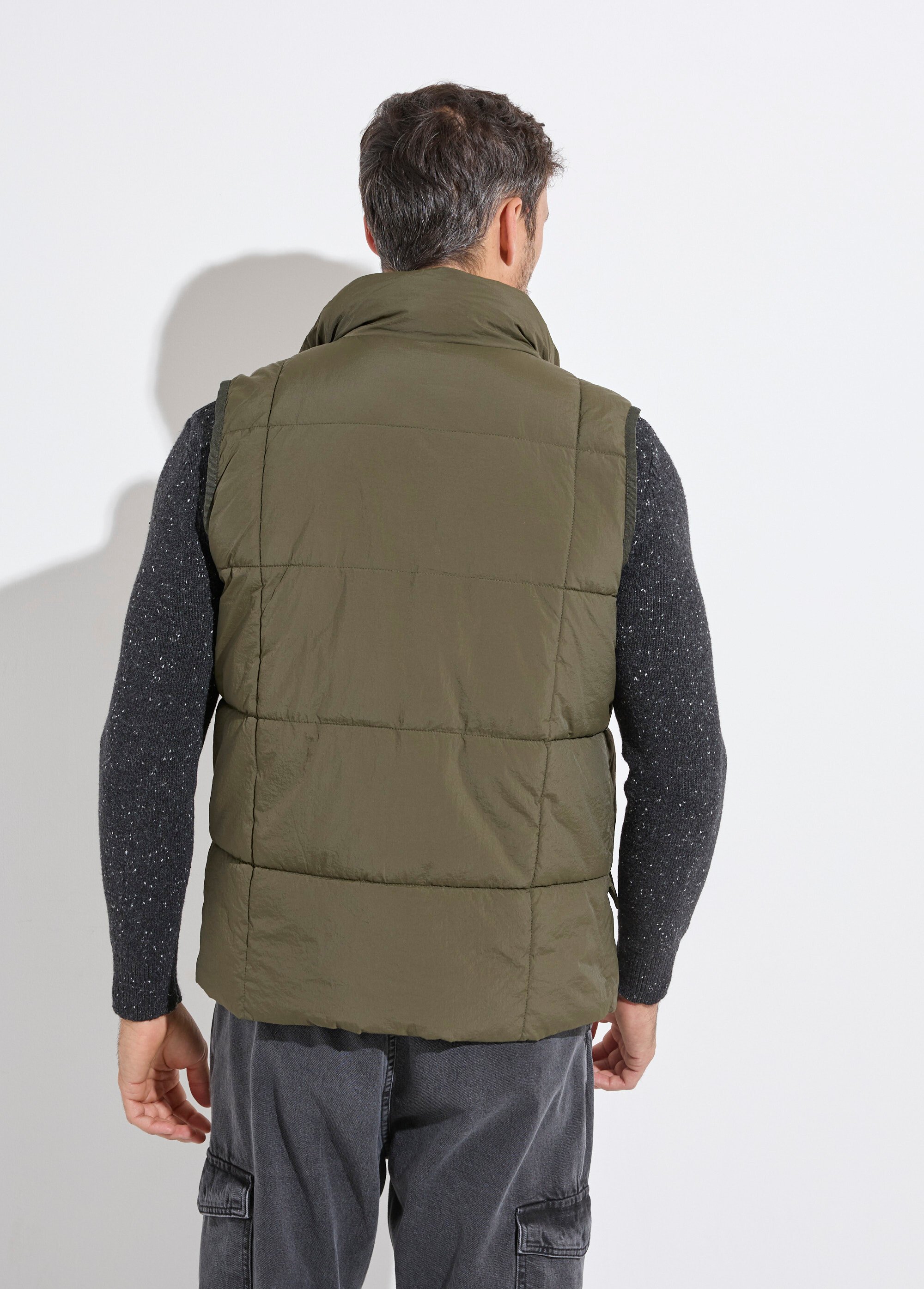 Doudoune sans manches matelassage carré Homme Vert LAU22009 DO1