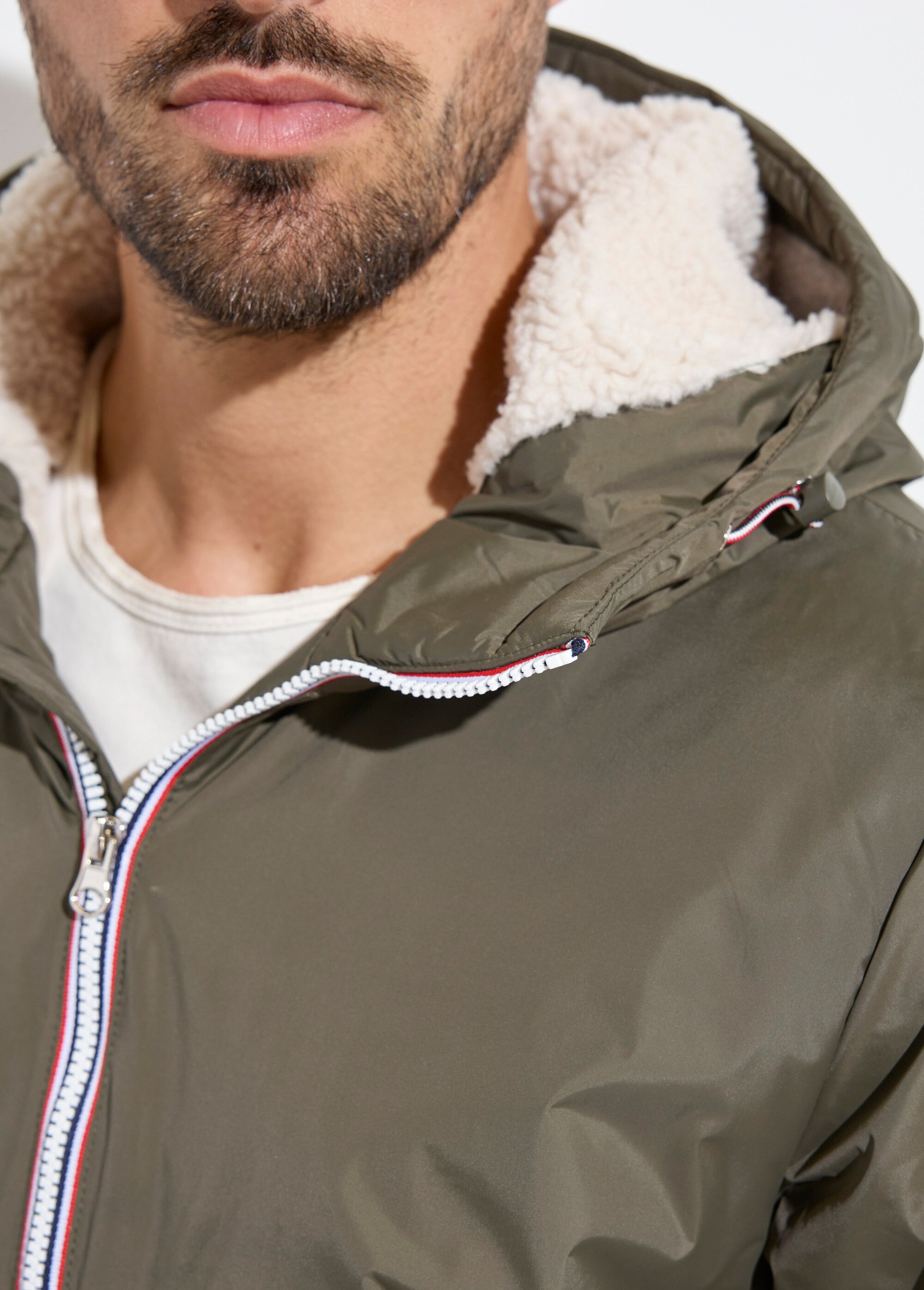 Parka courte chaude fourrée déperlante