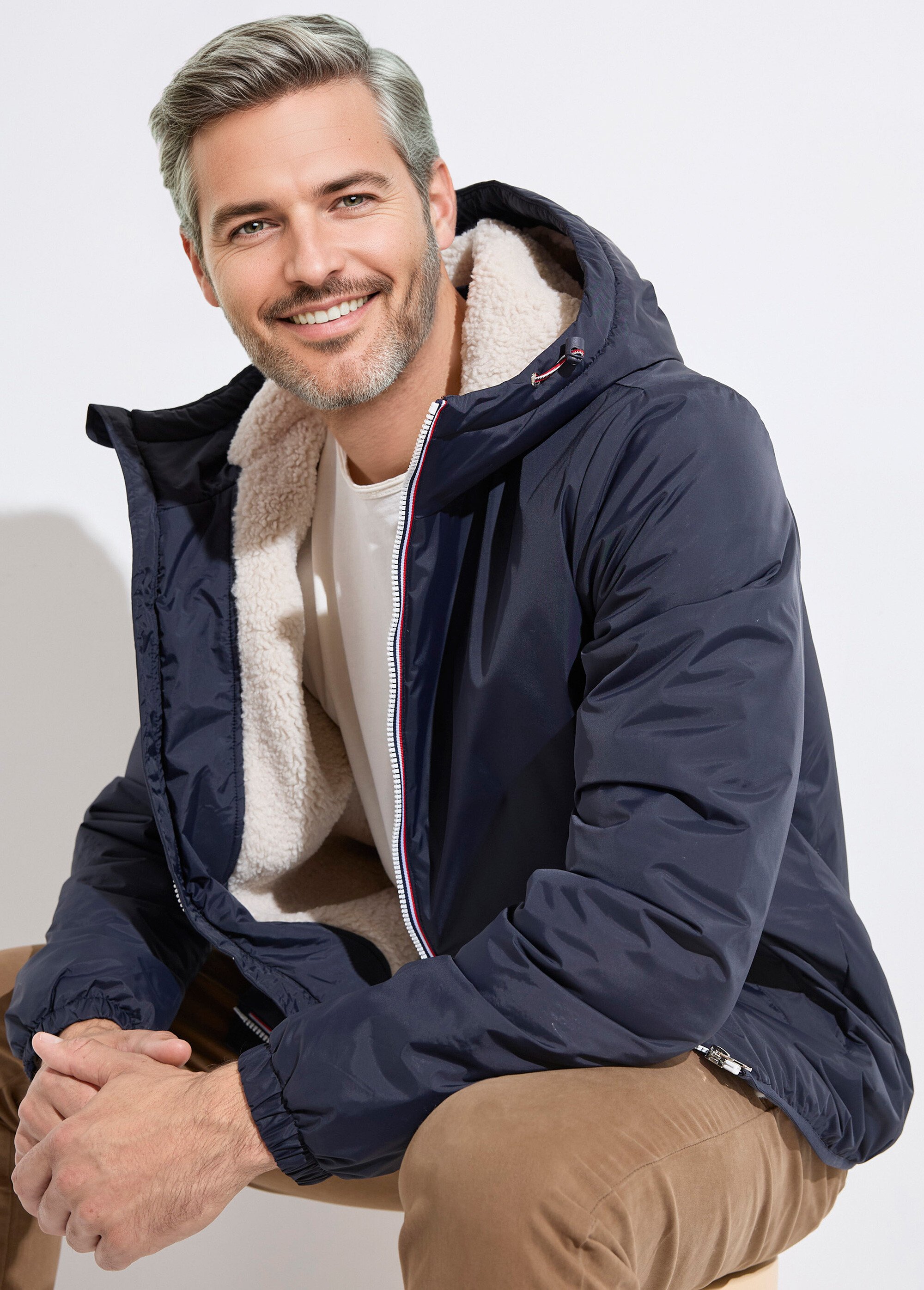 Parka courte chaude fourrée déperlante