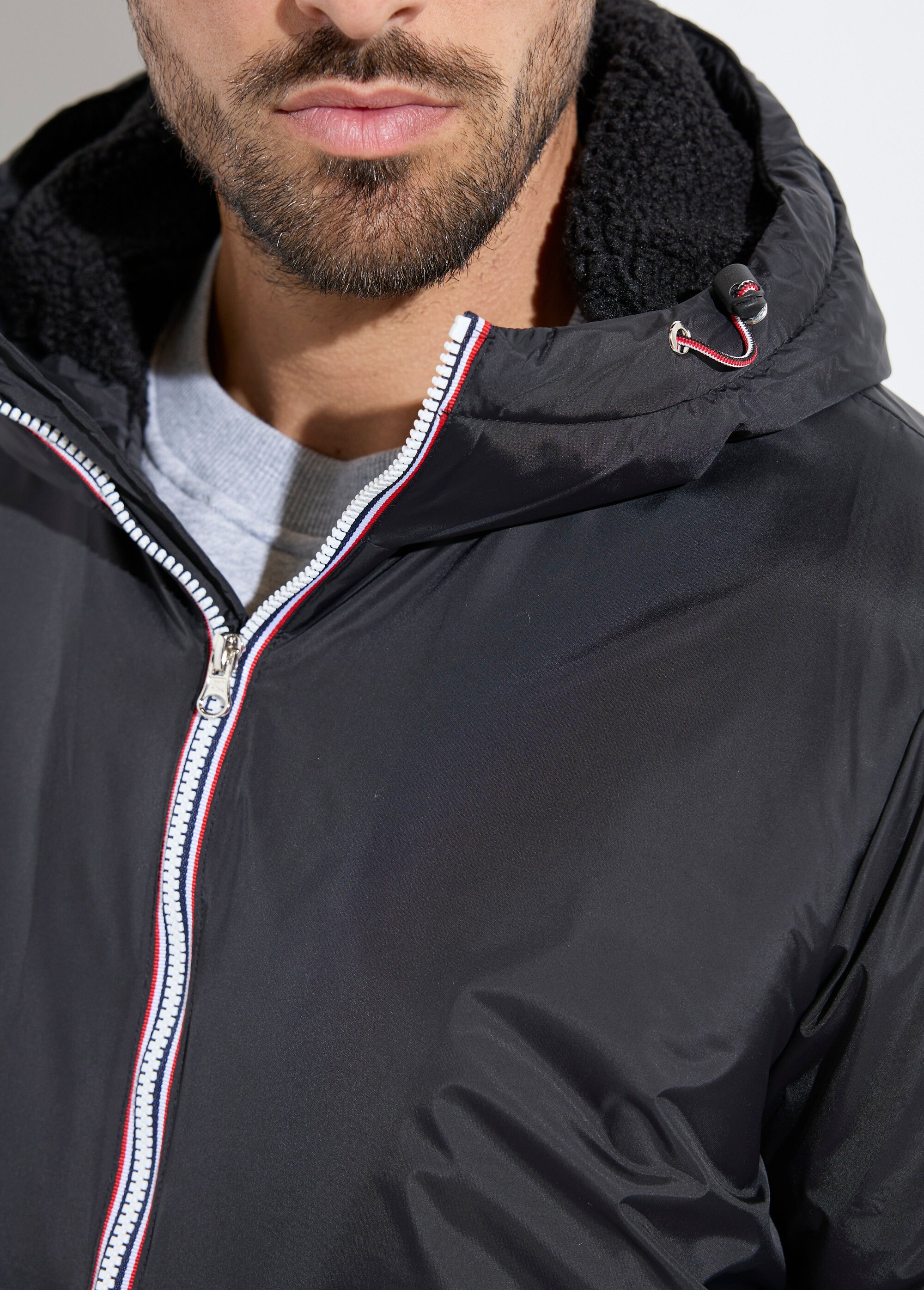 Parka courte chaude fourrée déperlante