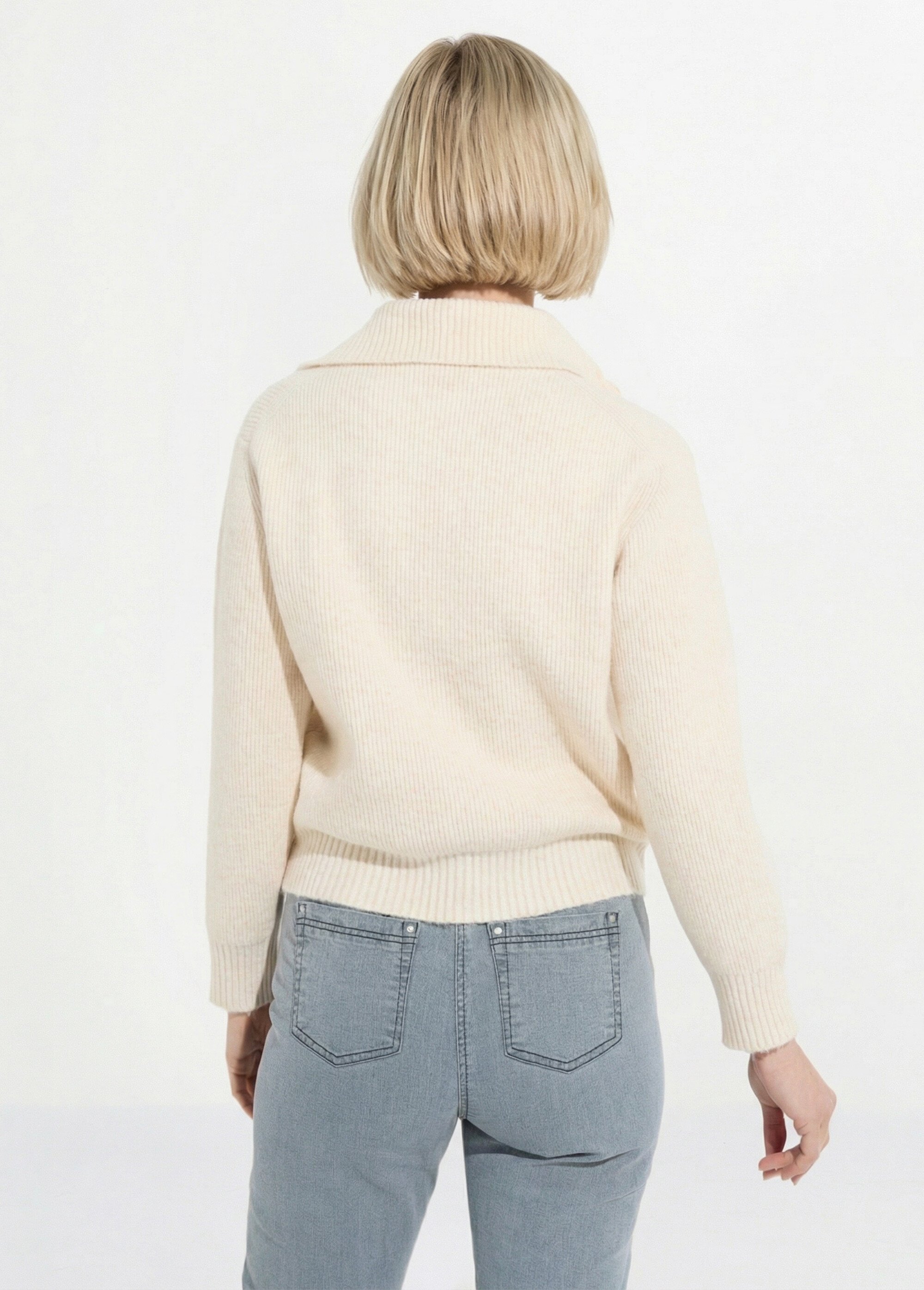 Gilet boutonné chaud côtelé avec laine et fibres recyclées