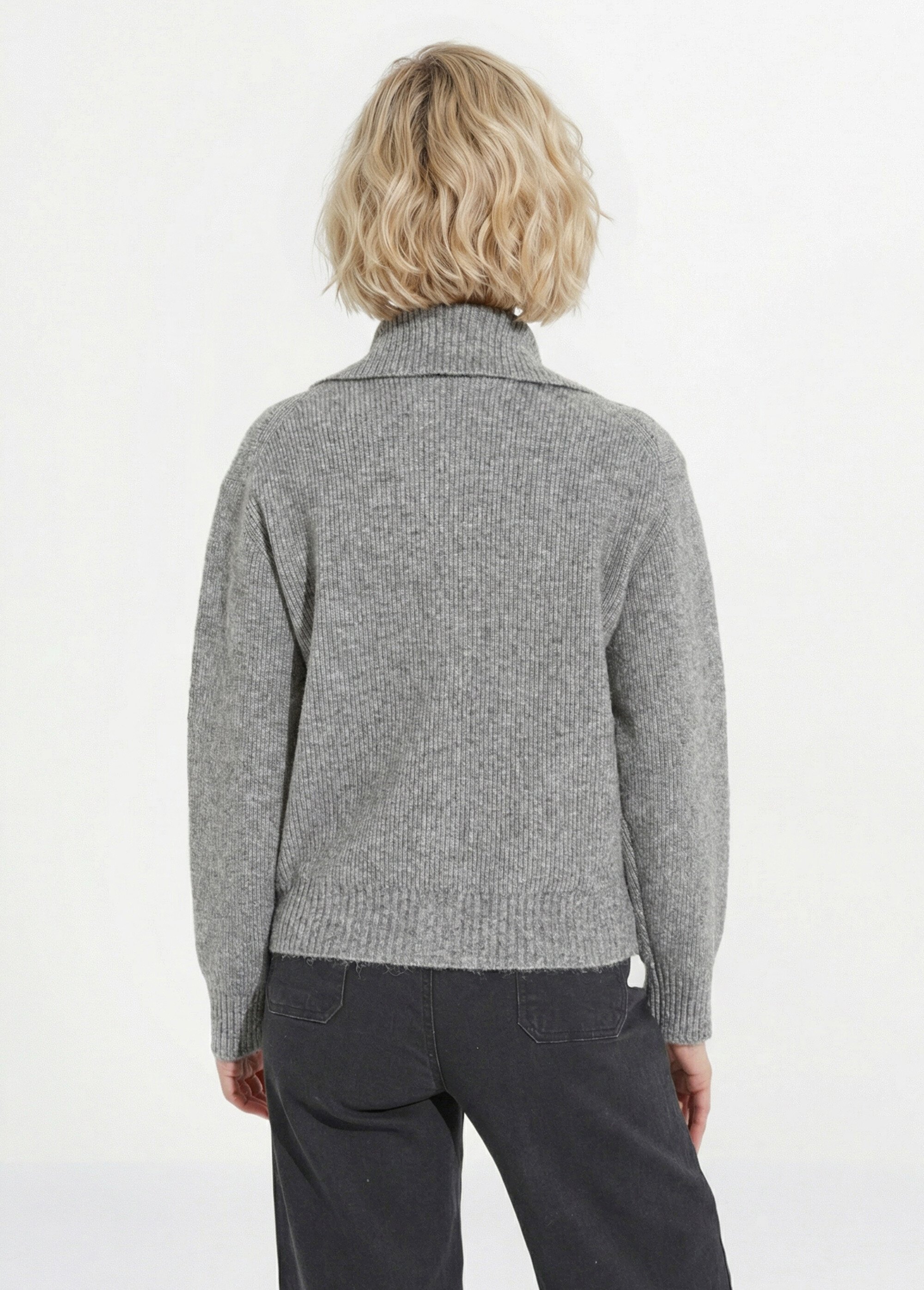 Gilet boutonné chaud côtelé avec laine et fibres recyclées