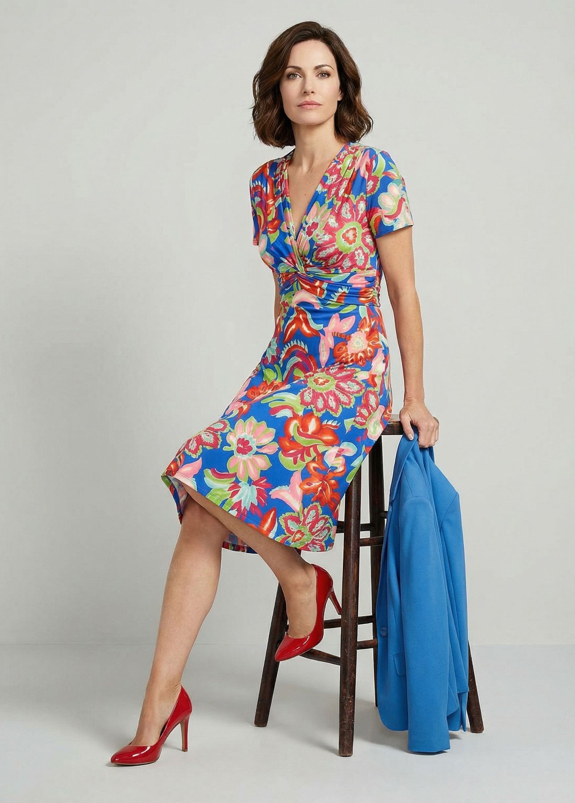 Robe courte cache-coeur imprimé fleurs