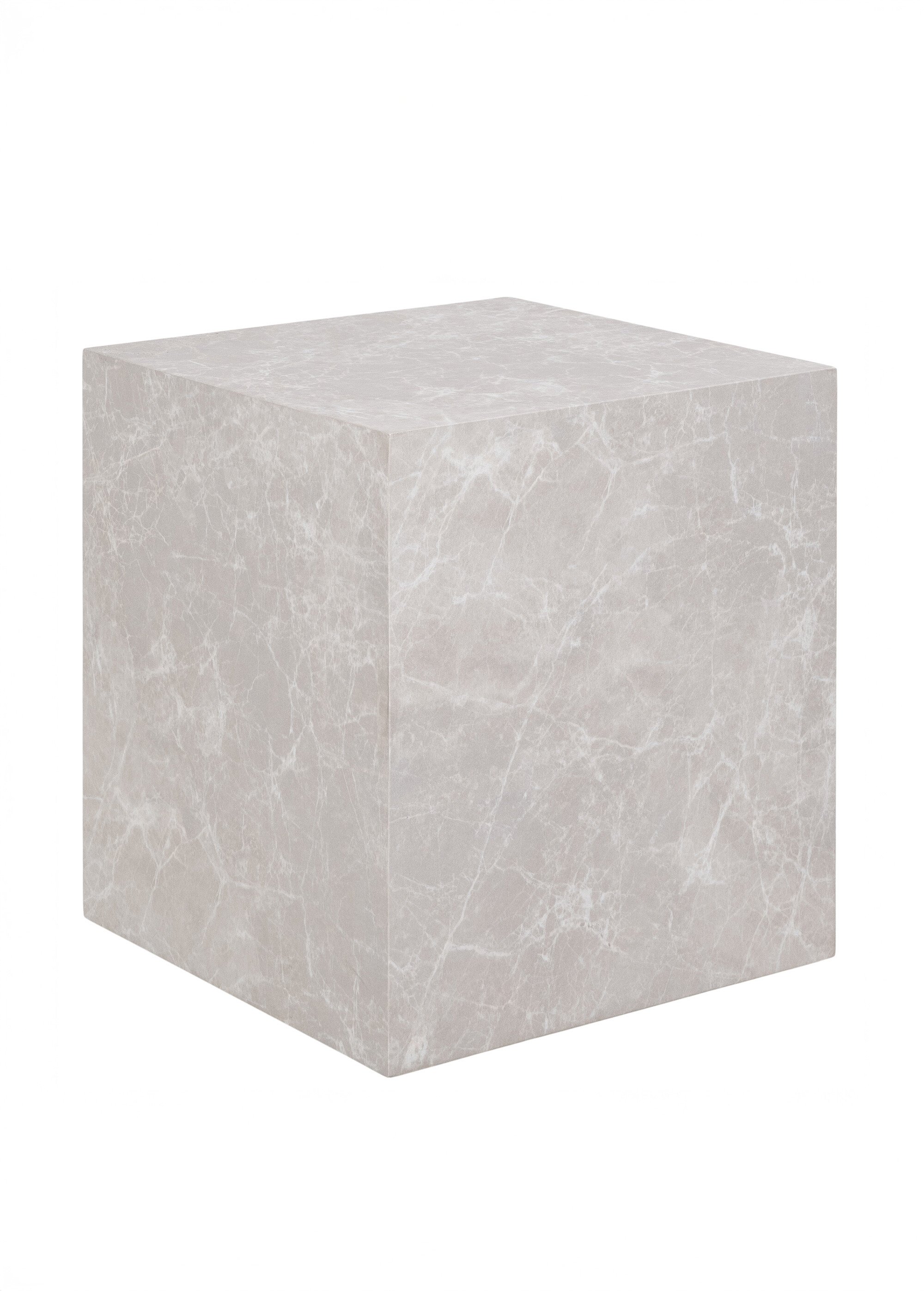 Table d'appoint cube, aspect marbre