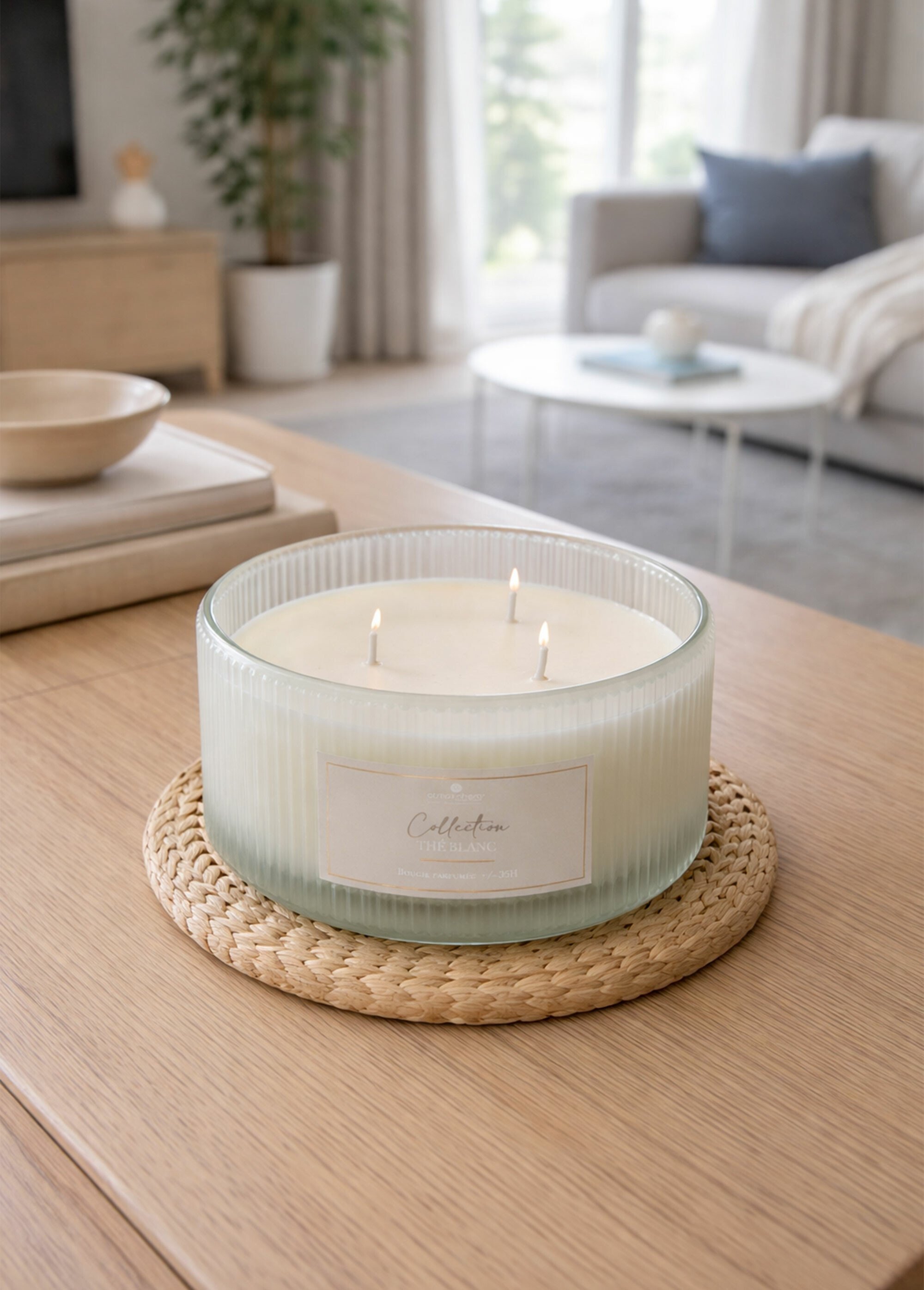 Bougie 3 mèches Albie, en verre strié Blanc JJA-211727 SI1