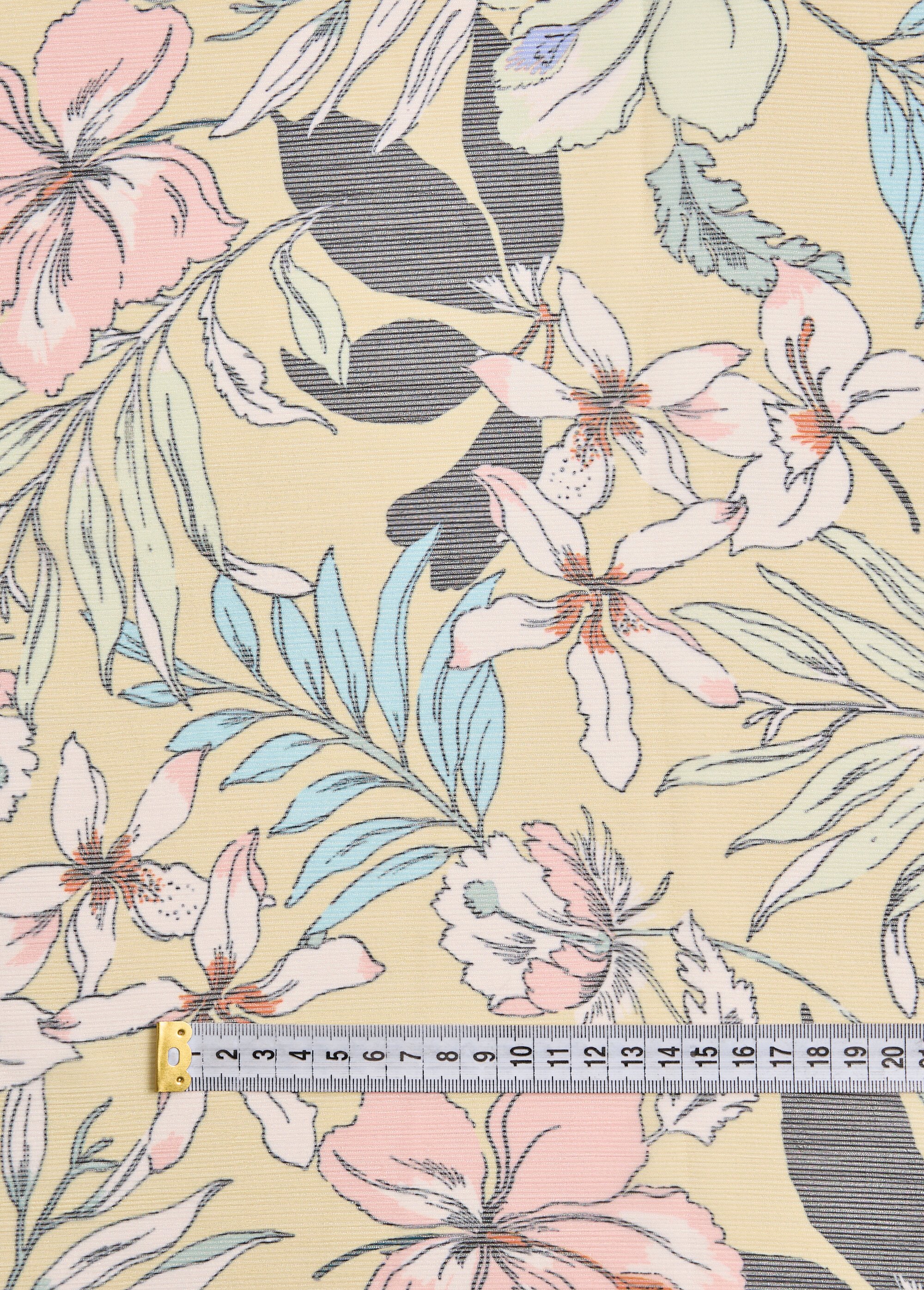 Coupon tissu voile imprimé fleurs 2J ROSE COT102693 DE1