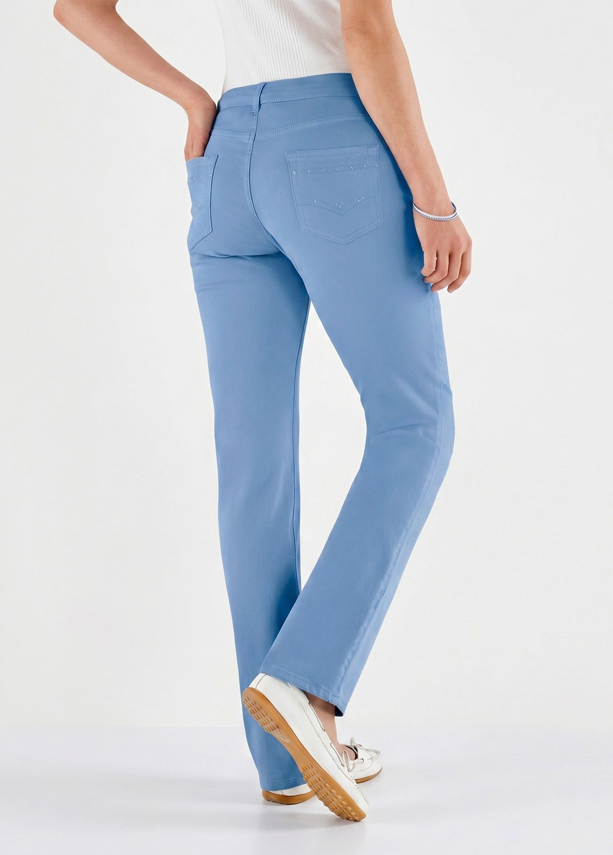 Le pantalon 5 poches brodé