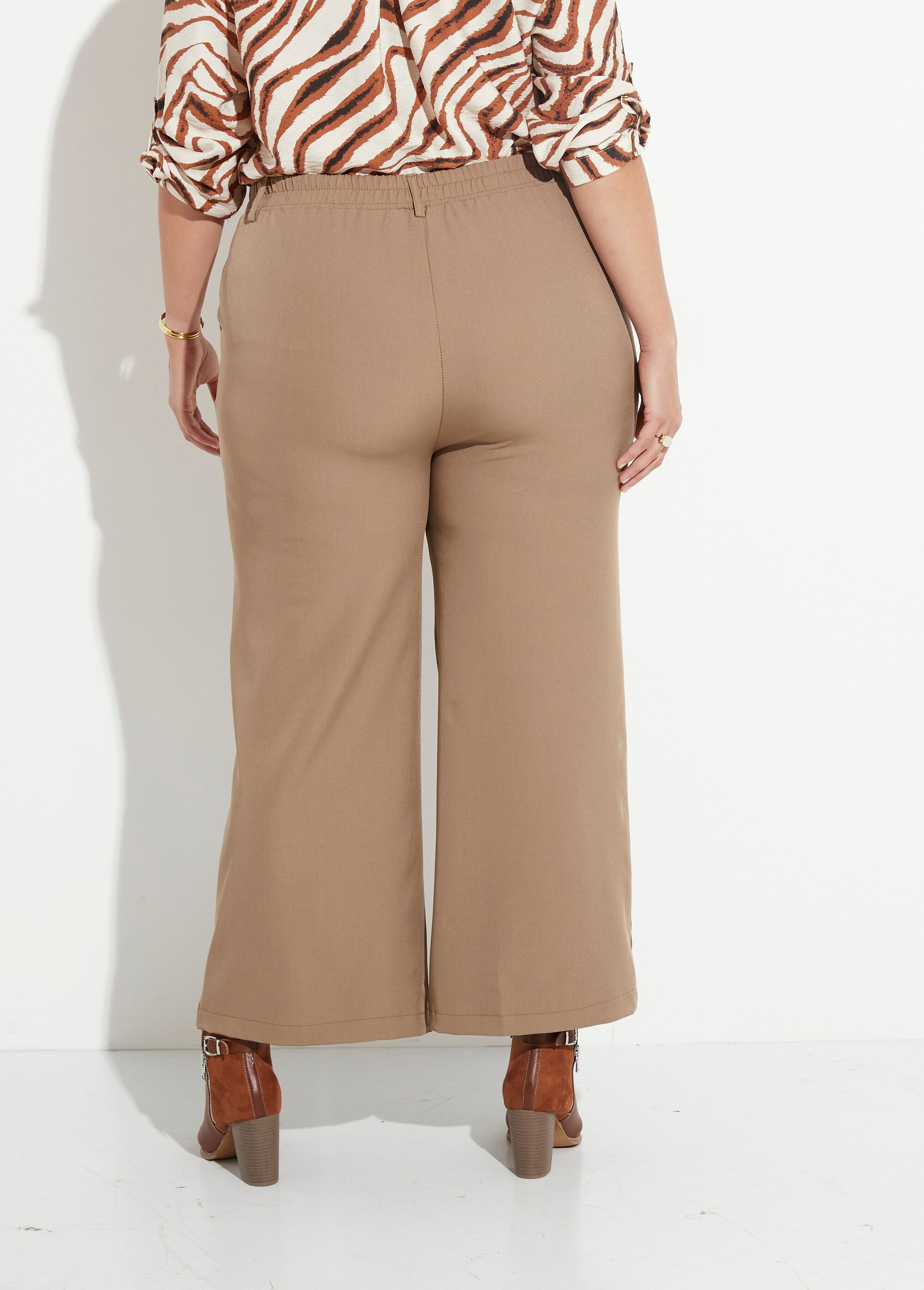 Pantalon en twill léger coupe large Femme Grande Taille Beige CHY-AB026 DO1