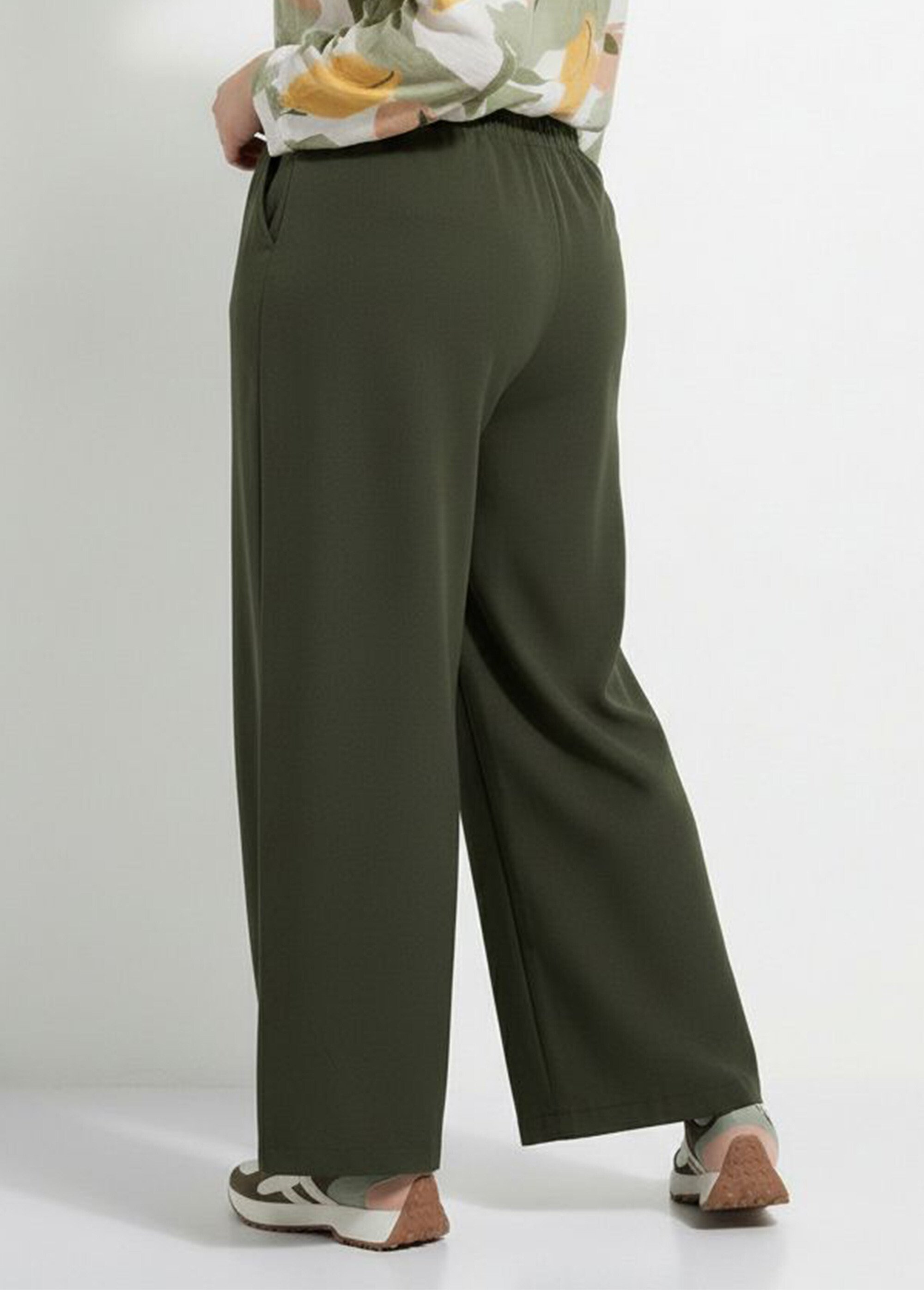 Pantalon en twill léger coupe large Femme Grande Taille Vert CHY-AB026 DO1