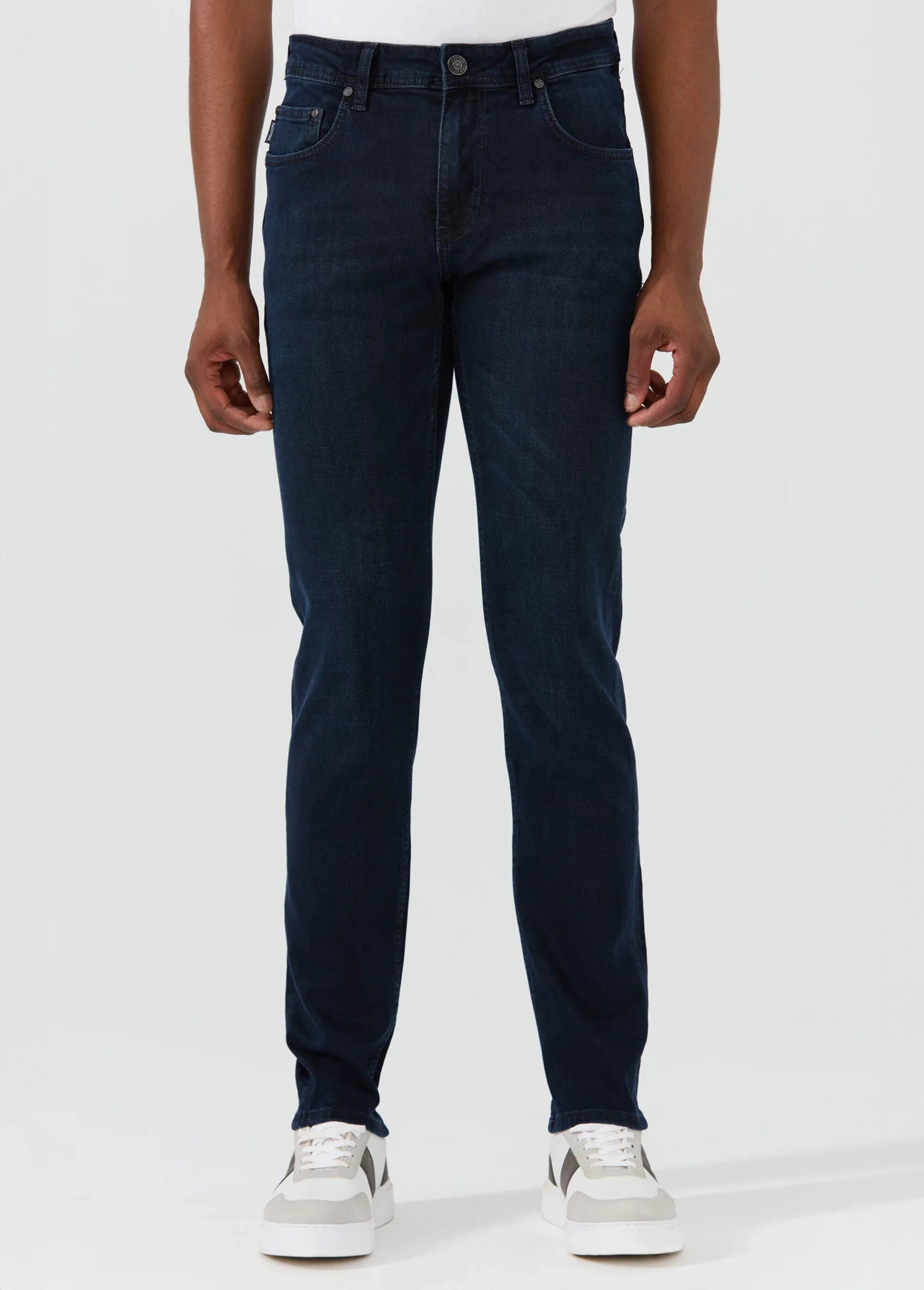 Jean 5 poches en denim, coupe fittée