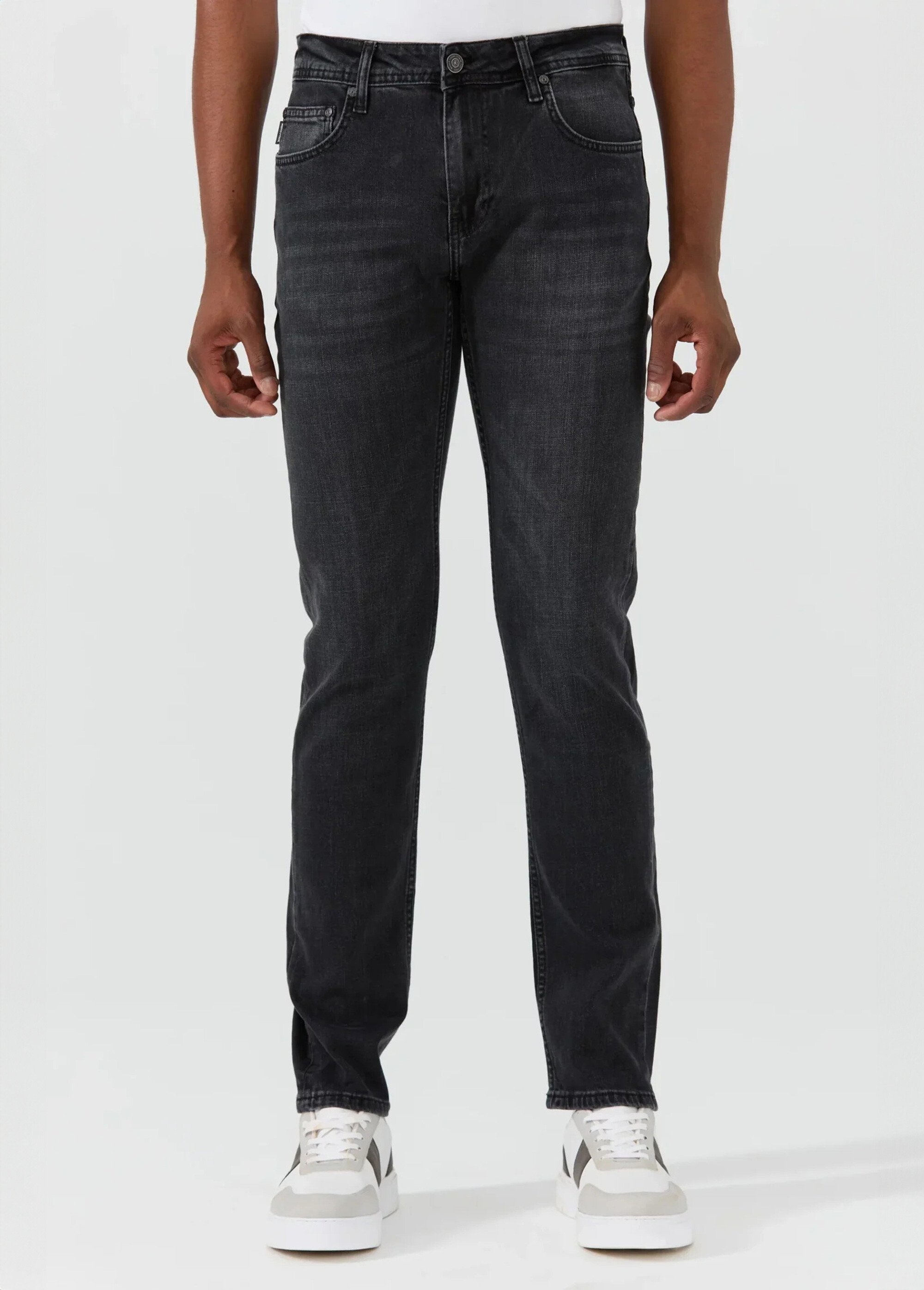 Jean 5 poches en denim, coupe fittée Homme Noir MFKNICHOL FA1