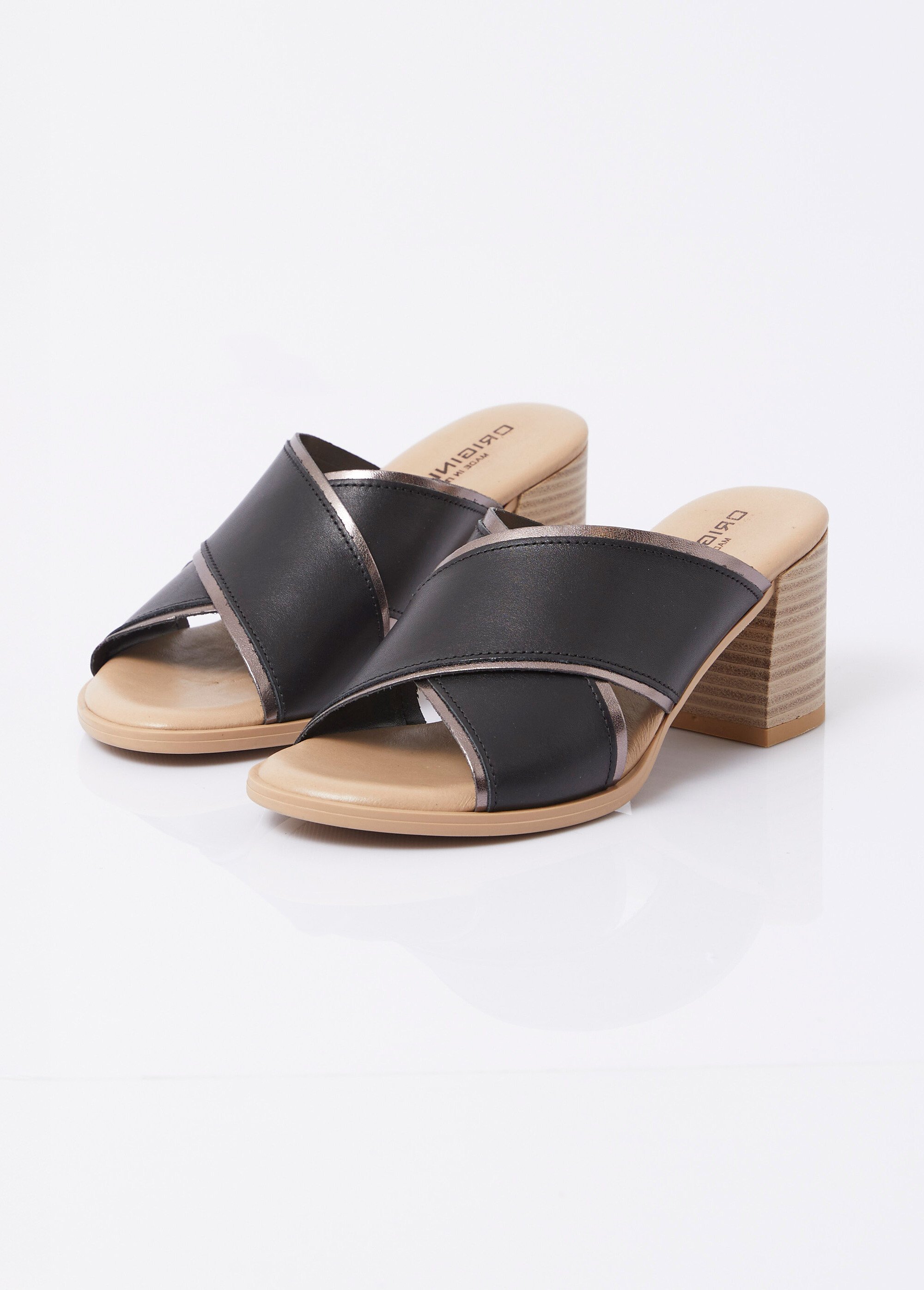 Mules brides croisées talon effet bois