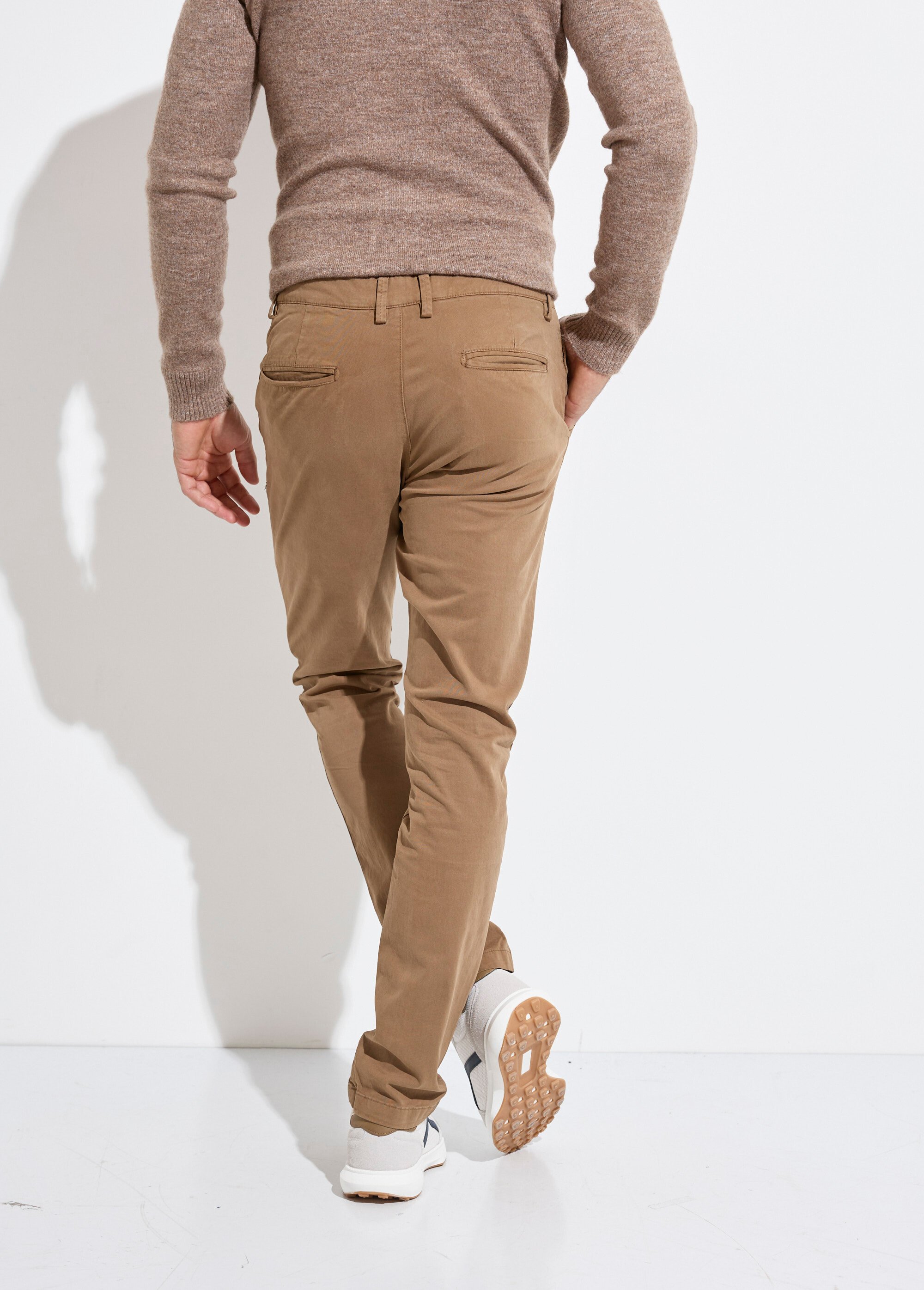 Pantalon chino chic poches italiennes Homme Beige MENK2233 DO1