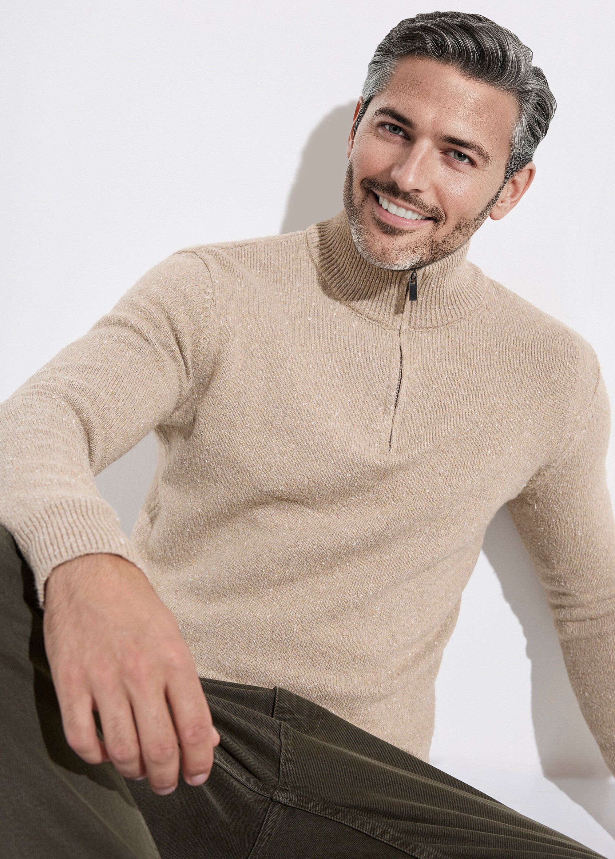 Pull col montant zippé, coupe ajustée Homme Beige MENW14-58035 MV1