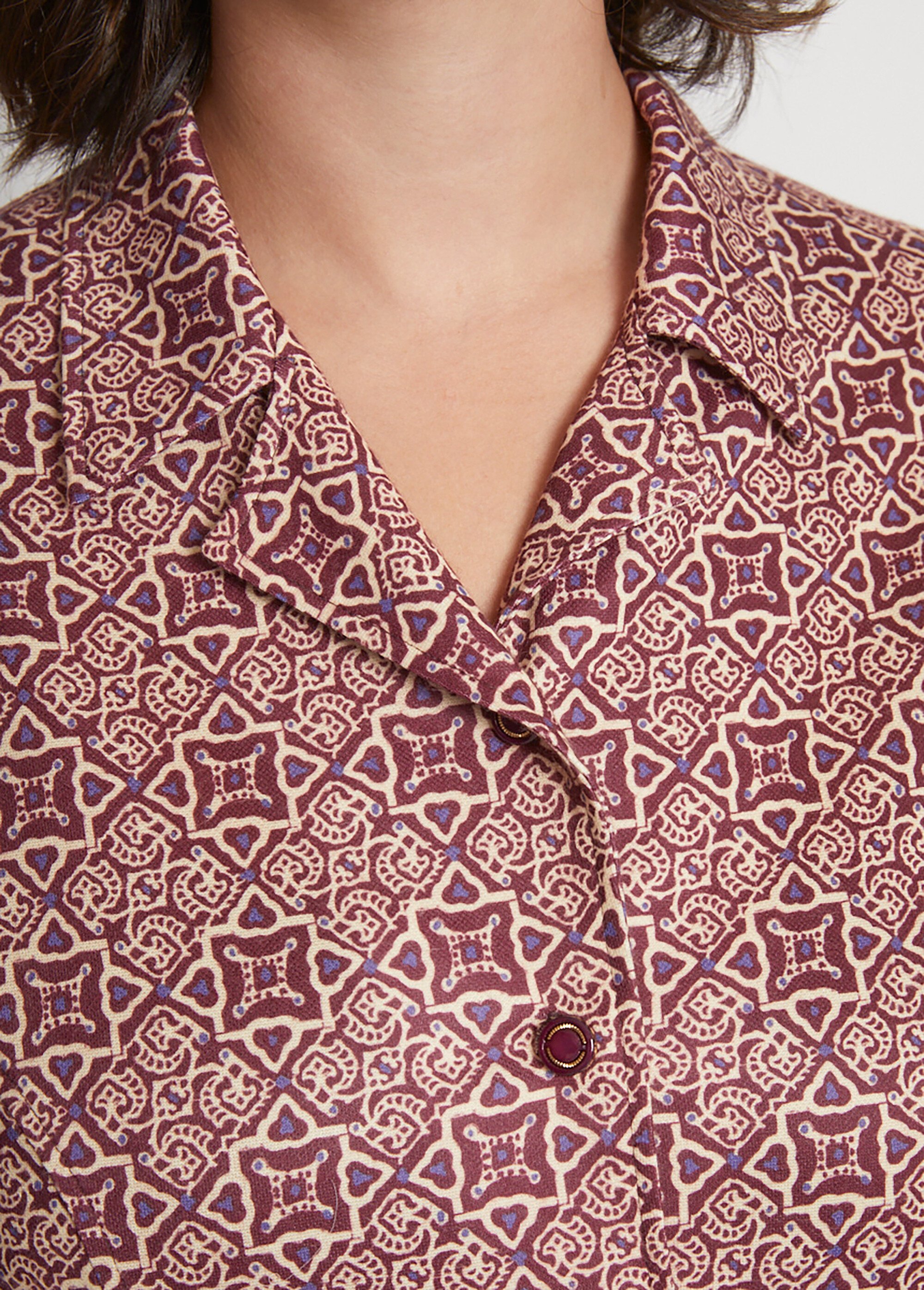 Robe-chemisier mi-longue col tailleur