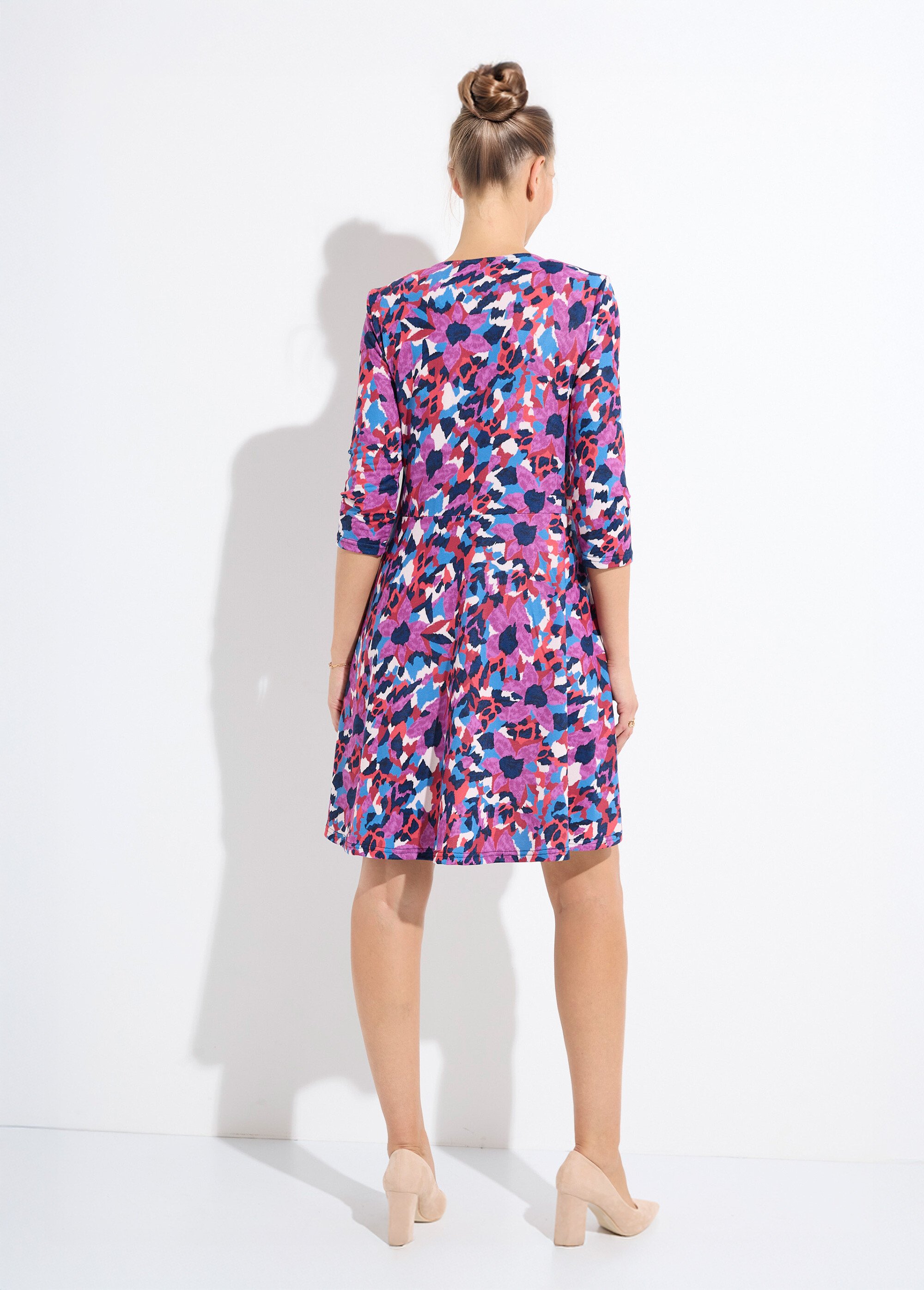 Robe imprimée chaude droite courte