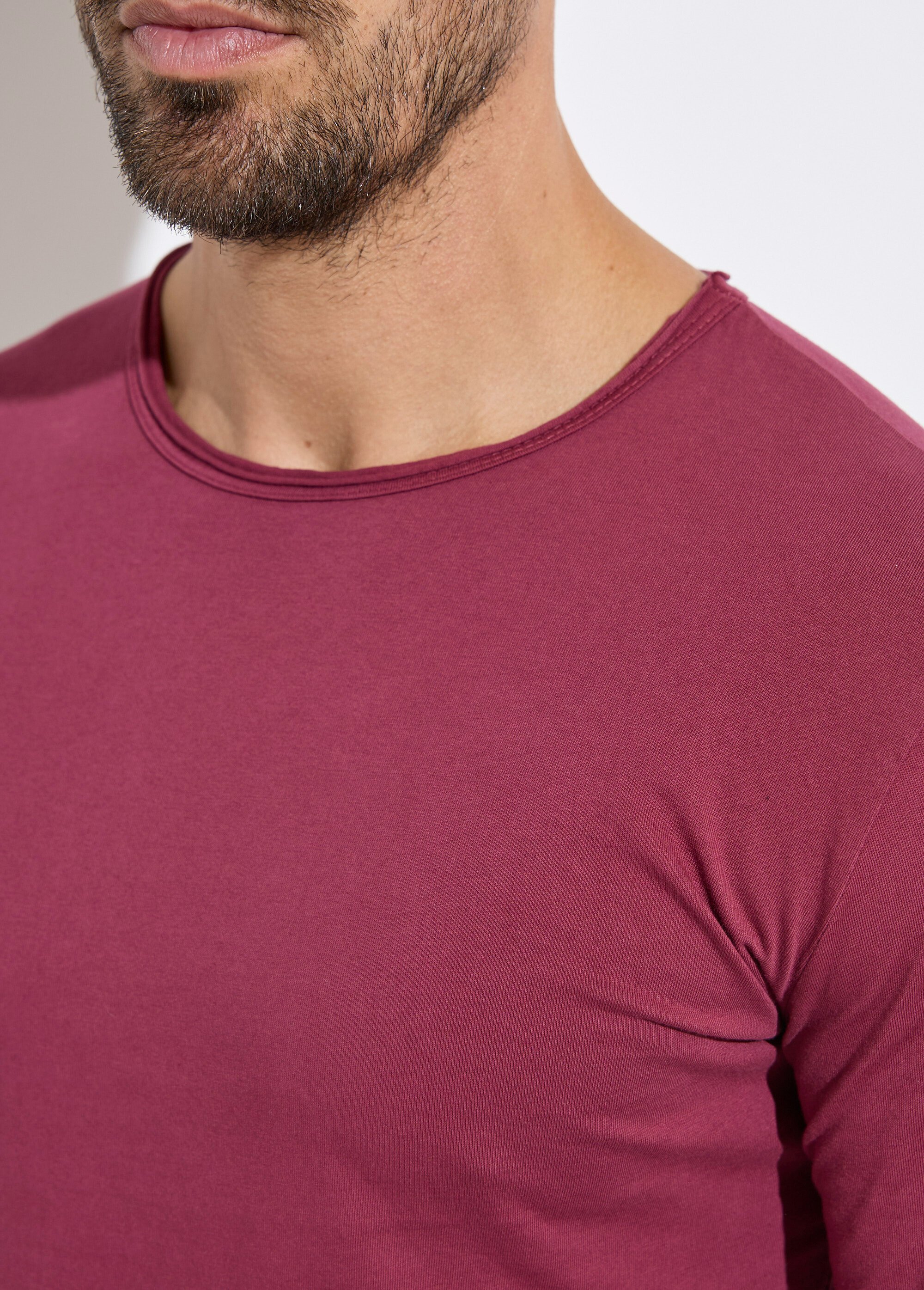 T-shirt col rond détails aspect brut Homme Rouge MENTM7005 DE1