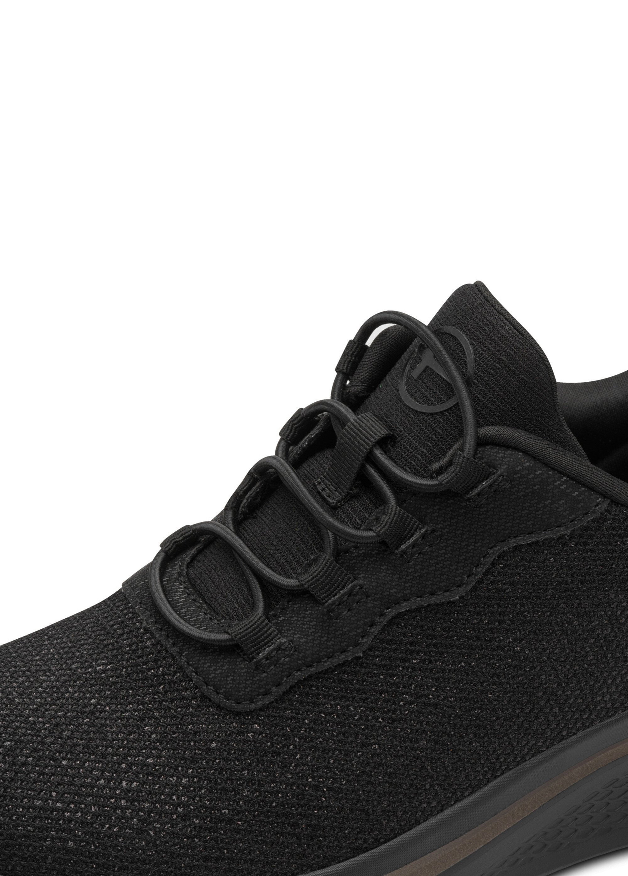 Baskets sportswear en mesh compensées Femme Noir TAM88372645 DE1