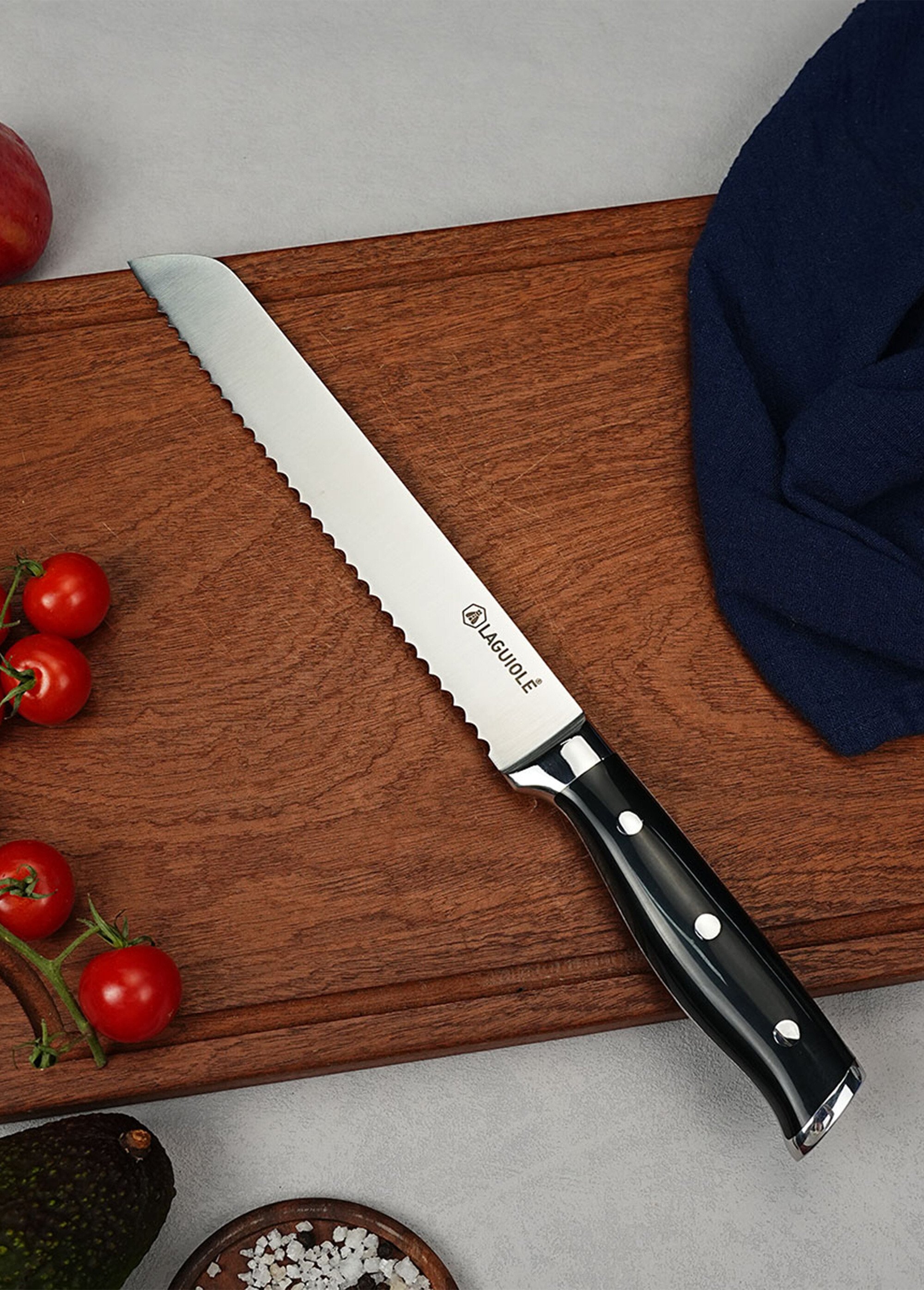 Couteau à pain avec lame forgée, Essentials Noir 9170690 SI1