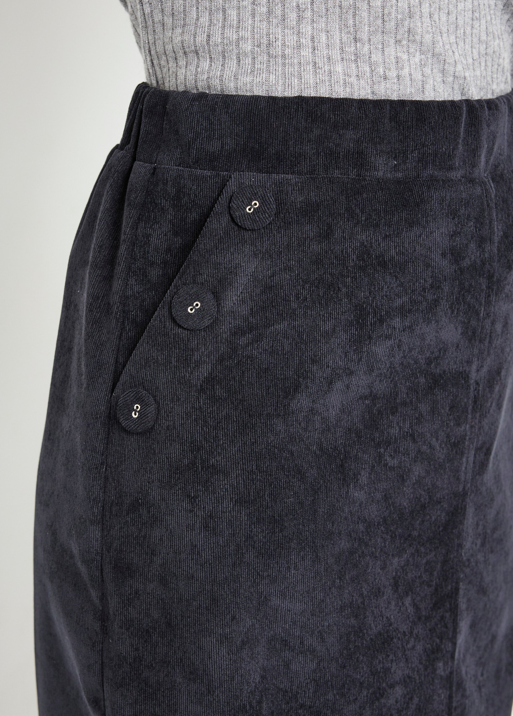 Jupe Courte Taille Moyenne Principles Petite, Velours Noir Avec Garni, Taille élastique