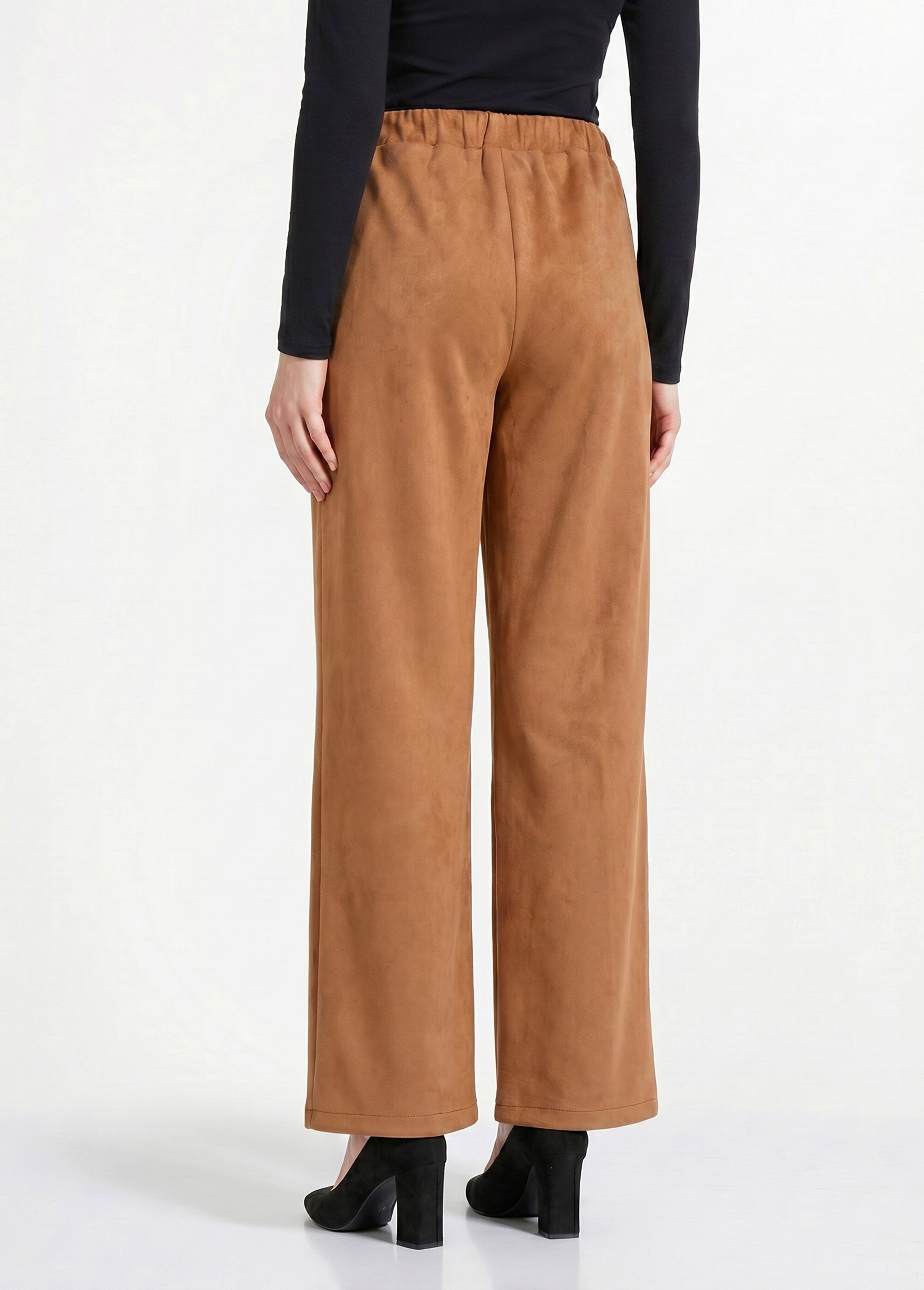 Pantalon droit ceinture élastiquée tissu suédé