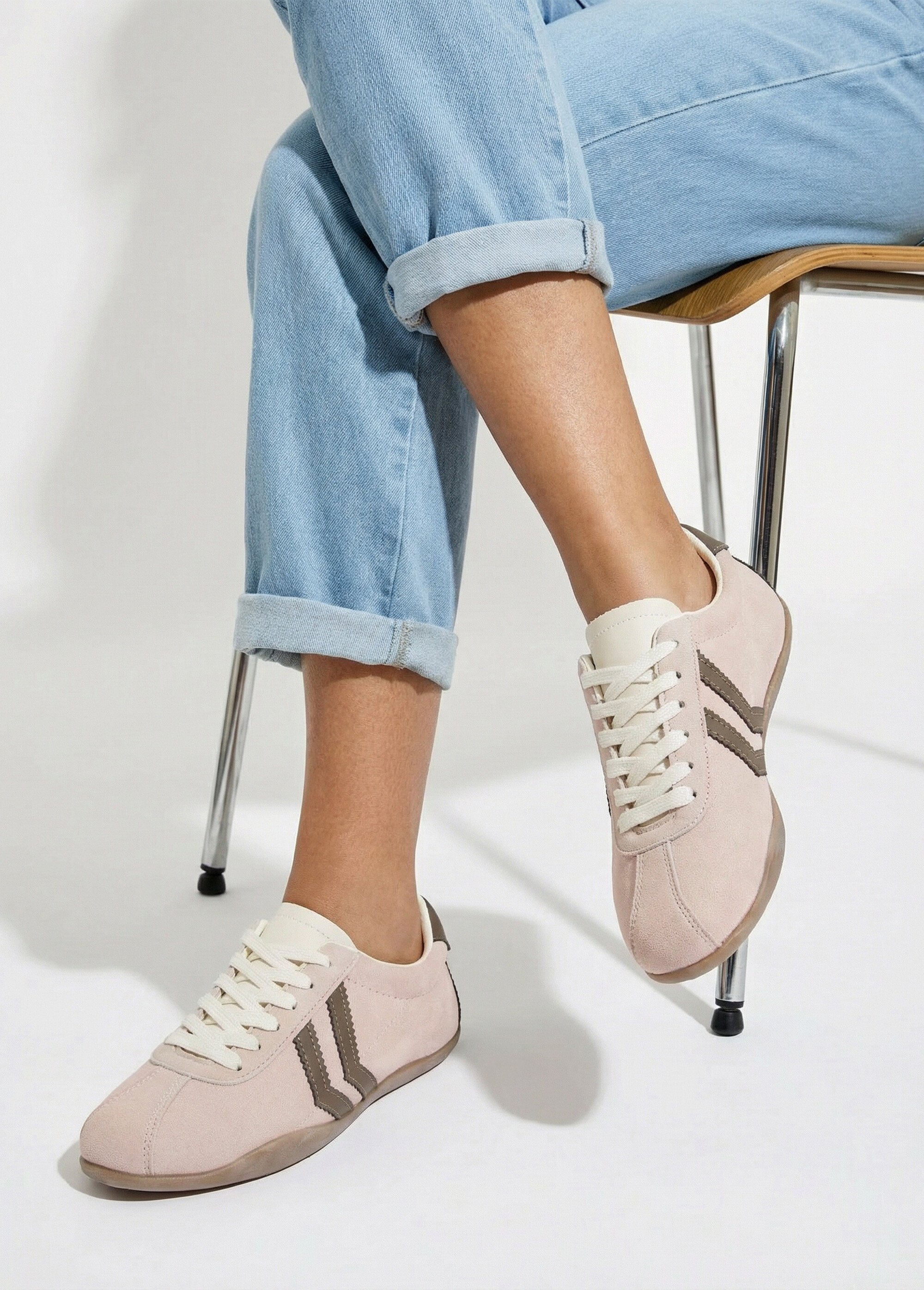 Baskets plates, chevrons simili cuir Femme Rose ERY9200 SI1