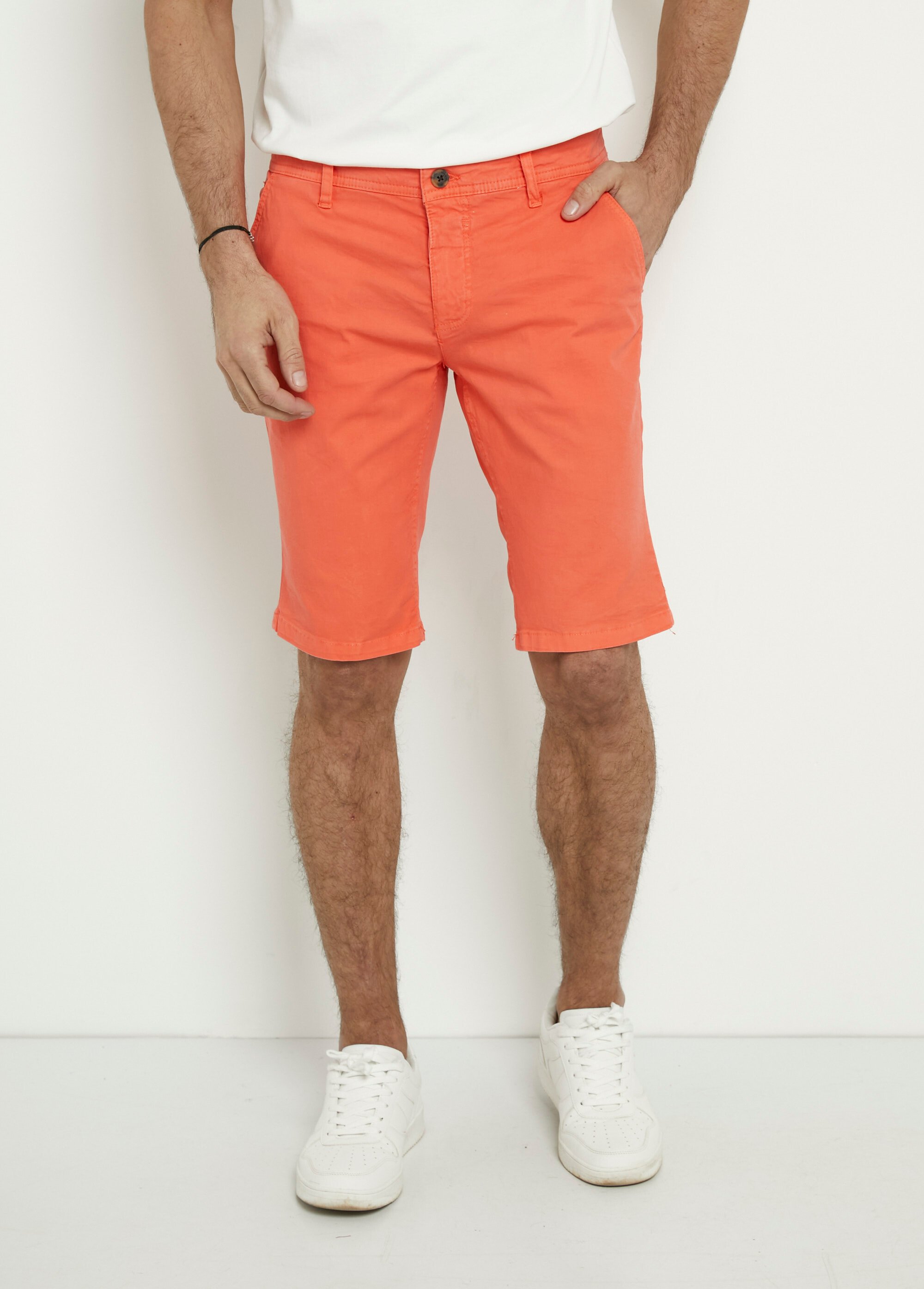 Bermuda en toile de coton extensible