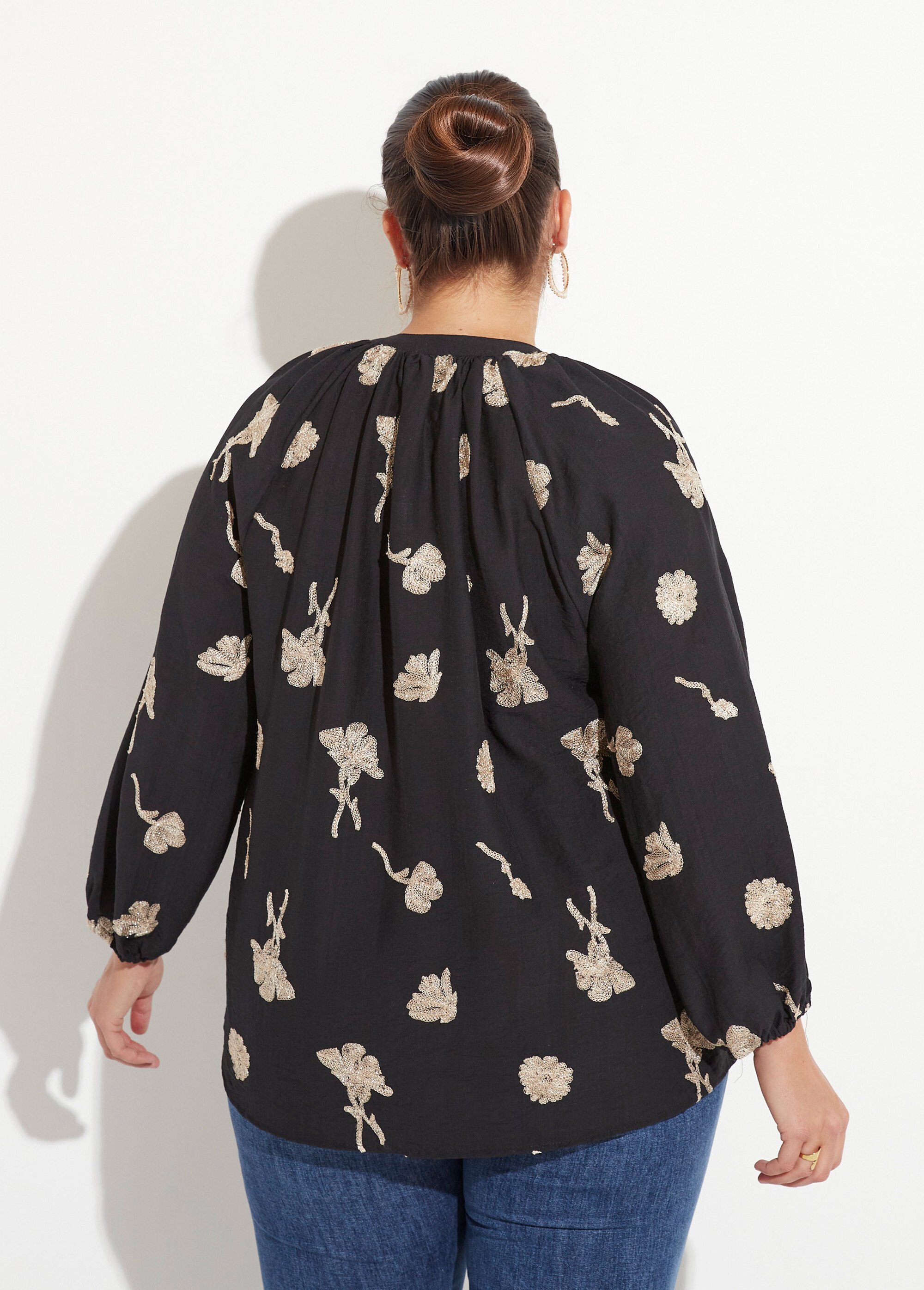 Blouse col V plissé broderies métallisées Femme Grande Taille Noir CHY-F546 DO1