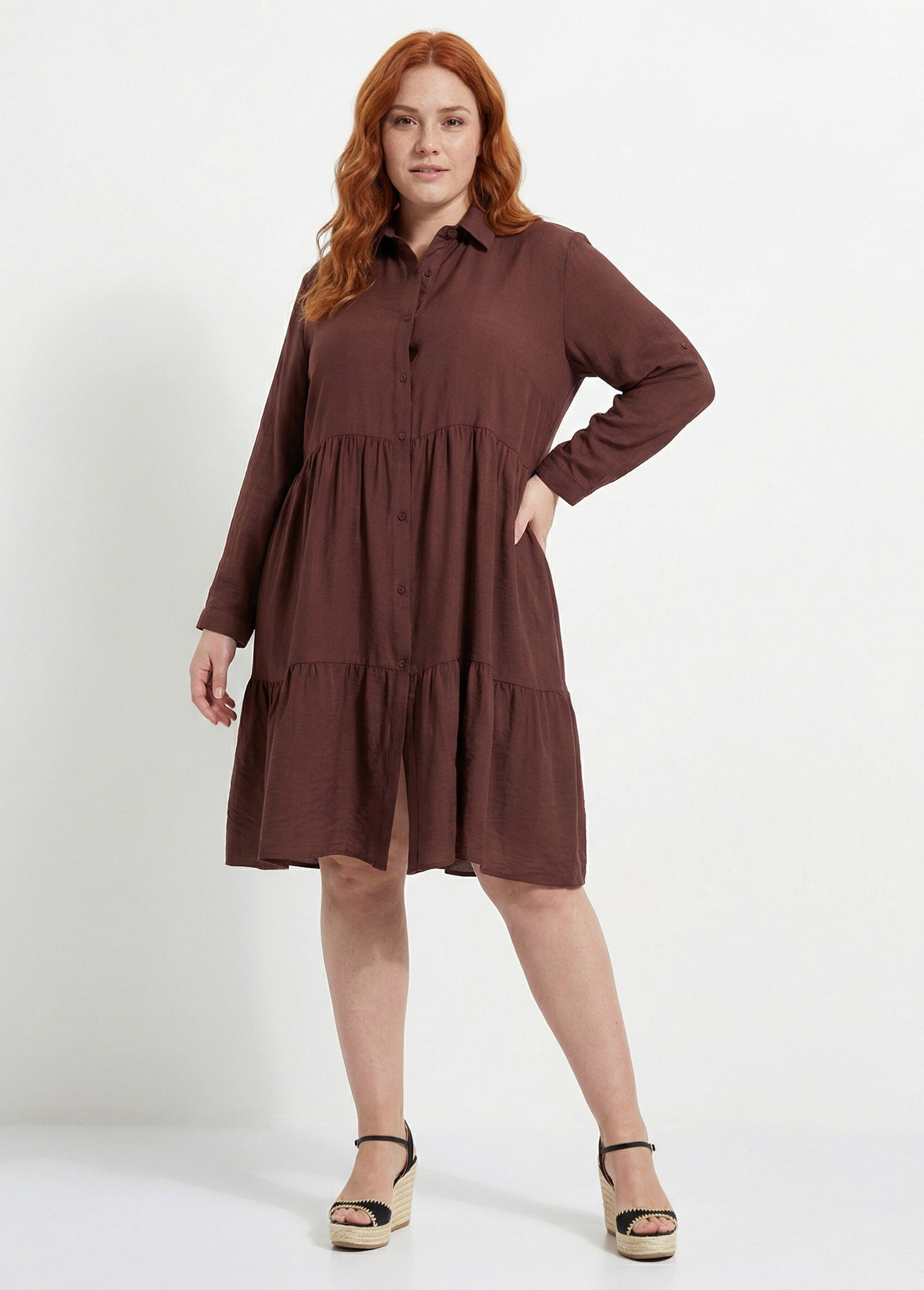 Robe chemisier volantée, inspiration folk