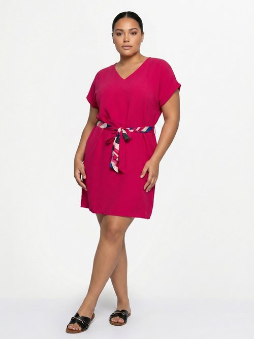 Robe housse courte, ceinture fantaisie Femme Grande Taille Rose MA-M135-123DP MV1